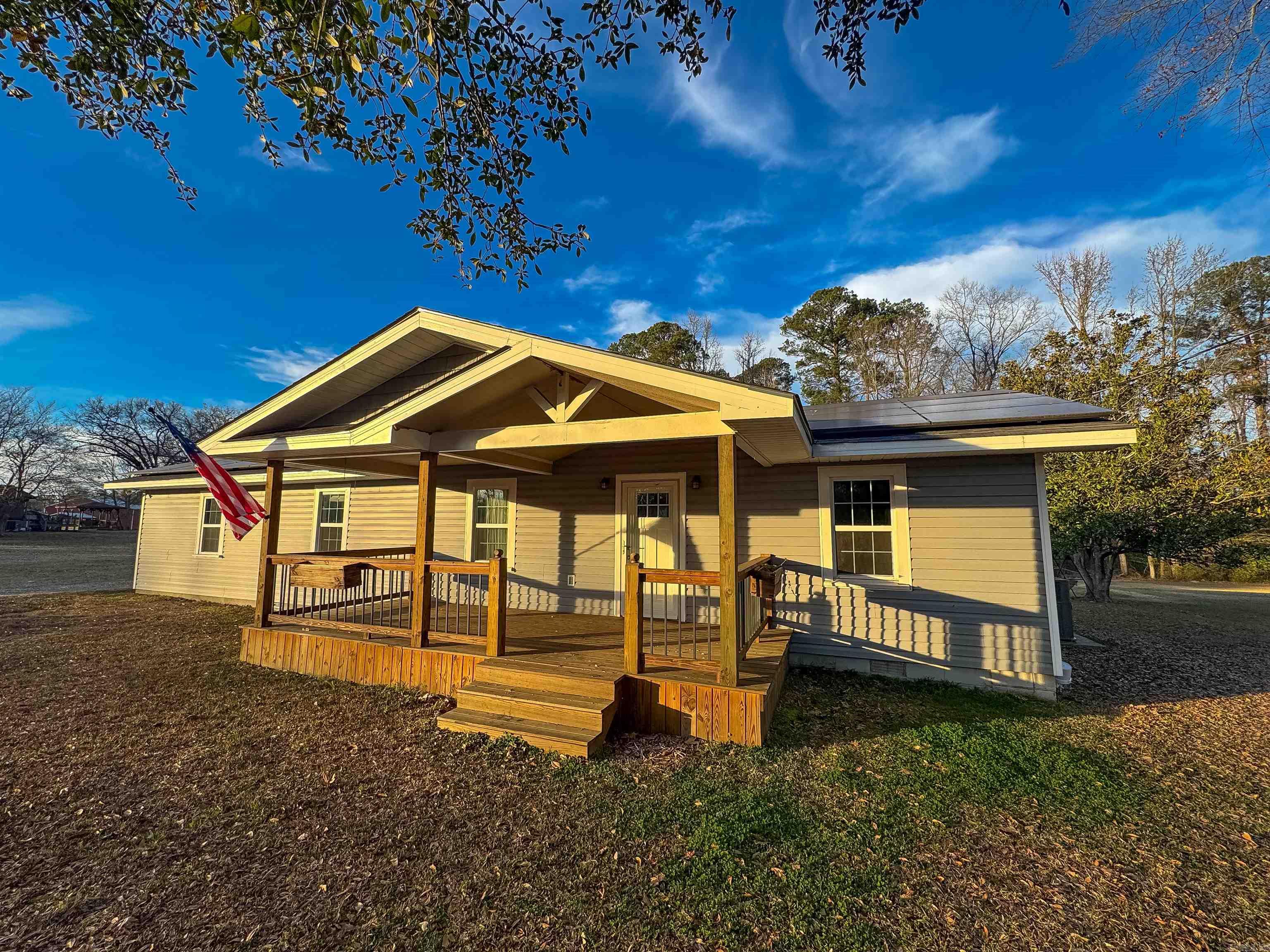 2945 Stephens Hwy  Mt. Holly, AR