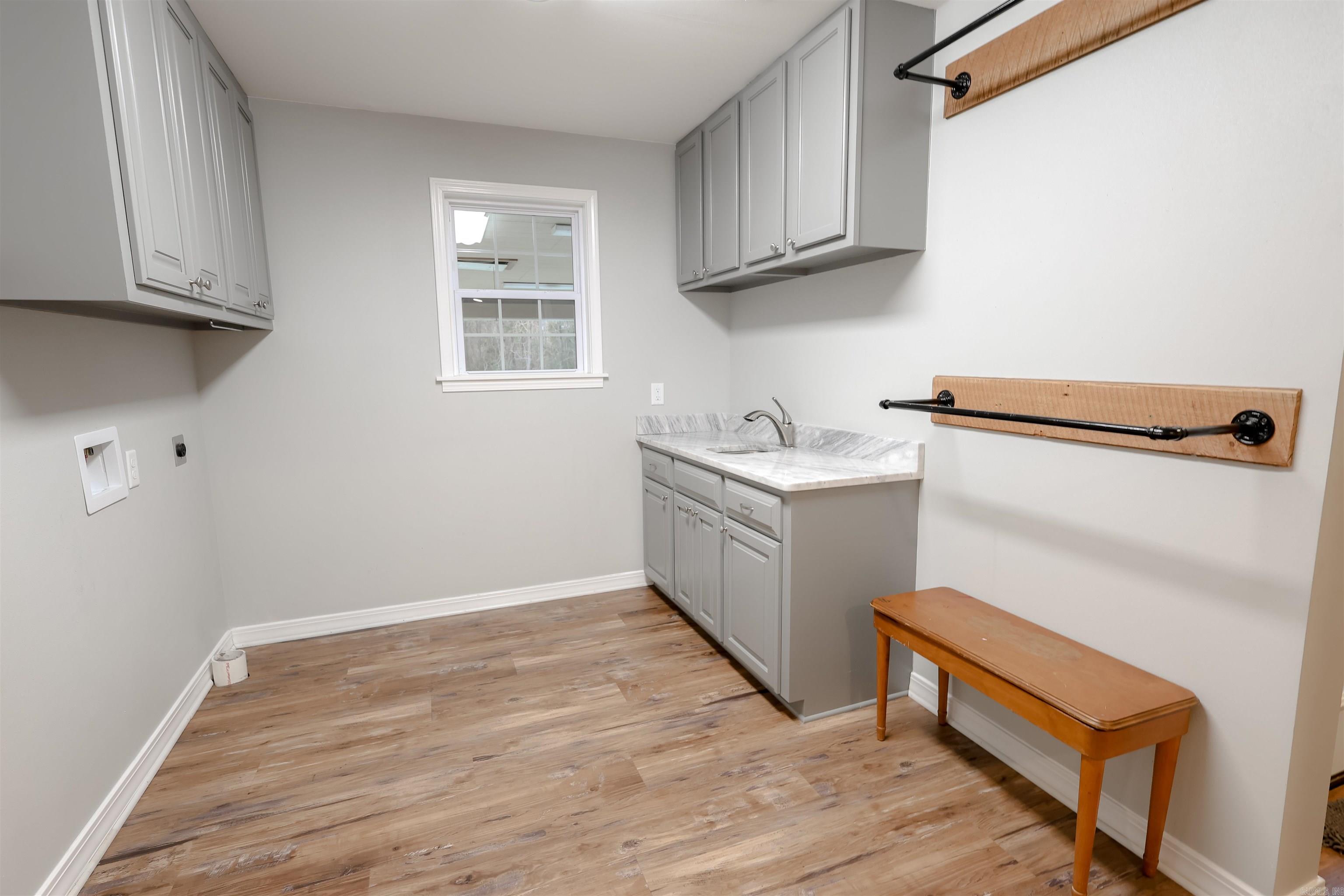 2945 Stephens Hwy  Mt. Holly, AR