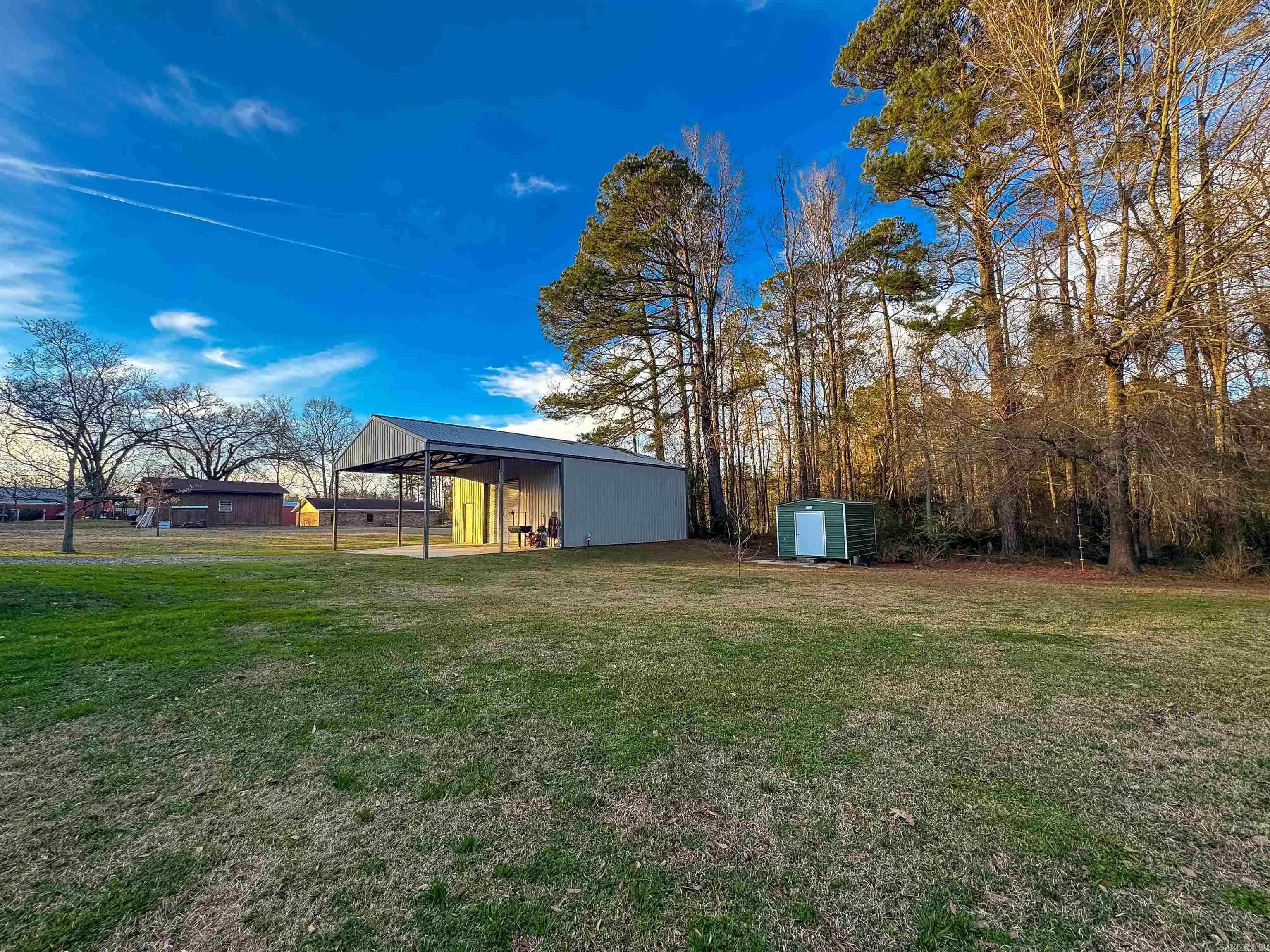 2945 Stephens Hwy  Mt. Holly, AR