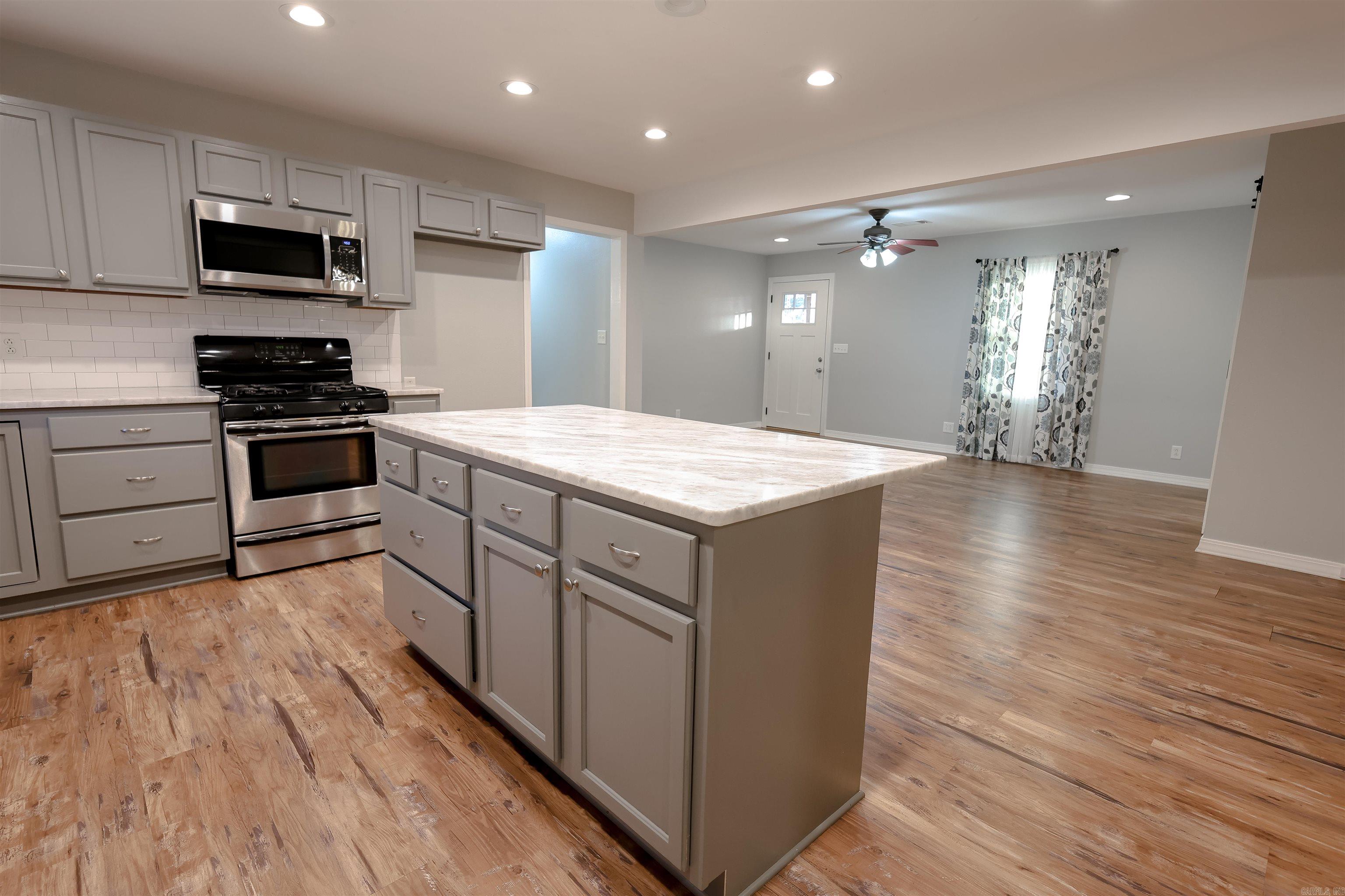 2945 Stephens Hwy  Mt. Holly, AR