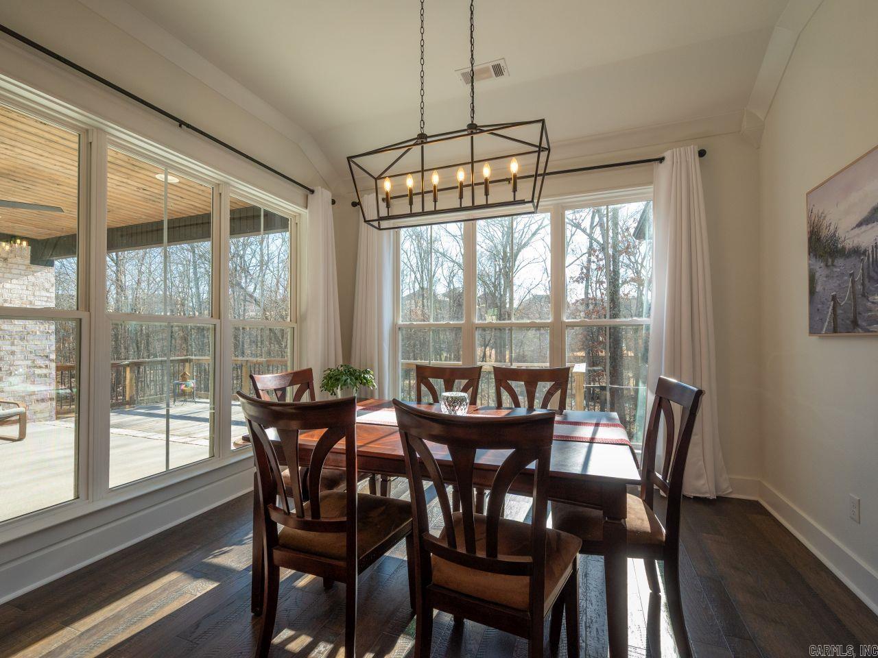 9237 Cliffside Sherwood, AR 72120