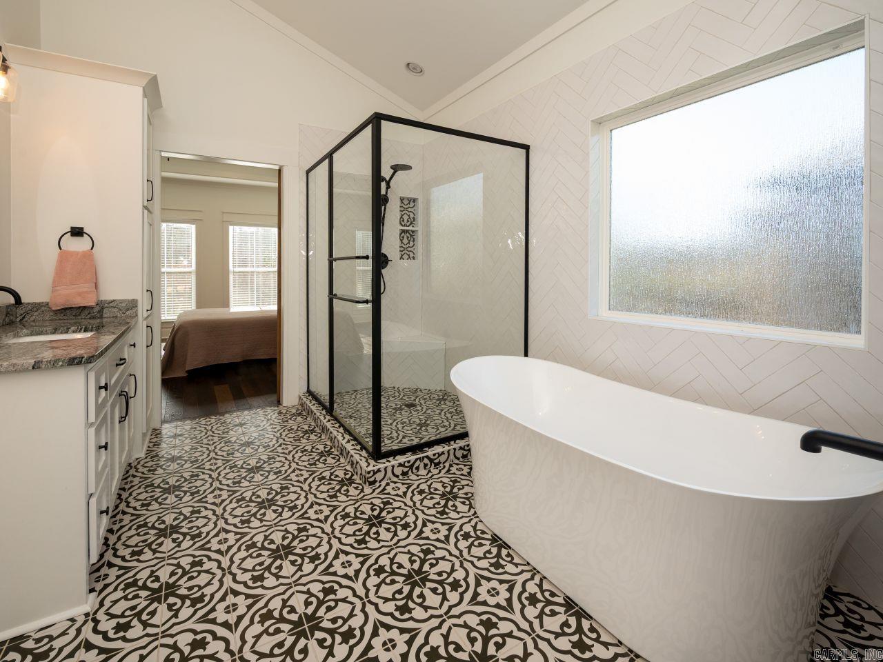 9237 Cliffside Sherwood, AR 72120