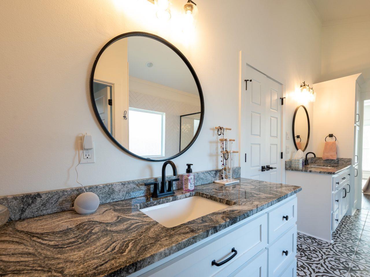 9237 Cliffside Sherwood, AR 72120