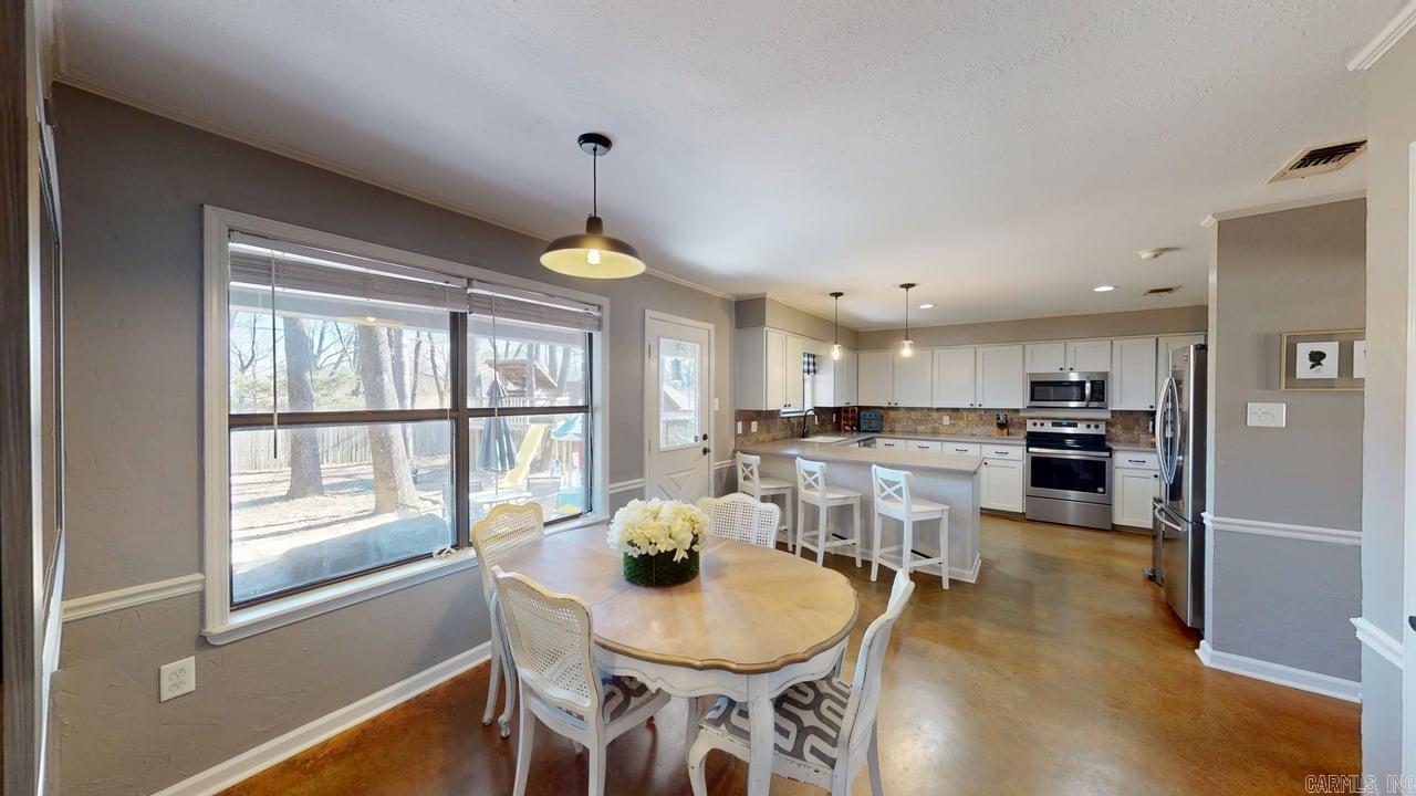 304 Country Club Conway, AR 72034