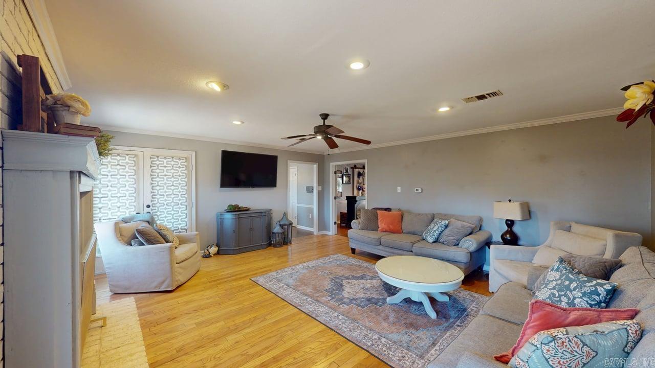 304 Country Club Conway, AR 72034