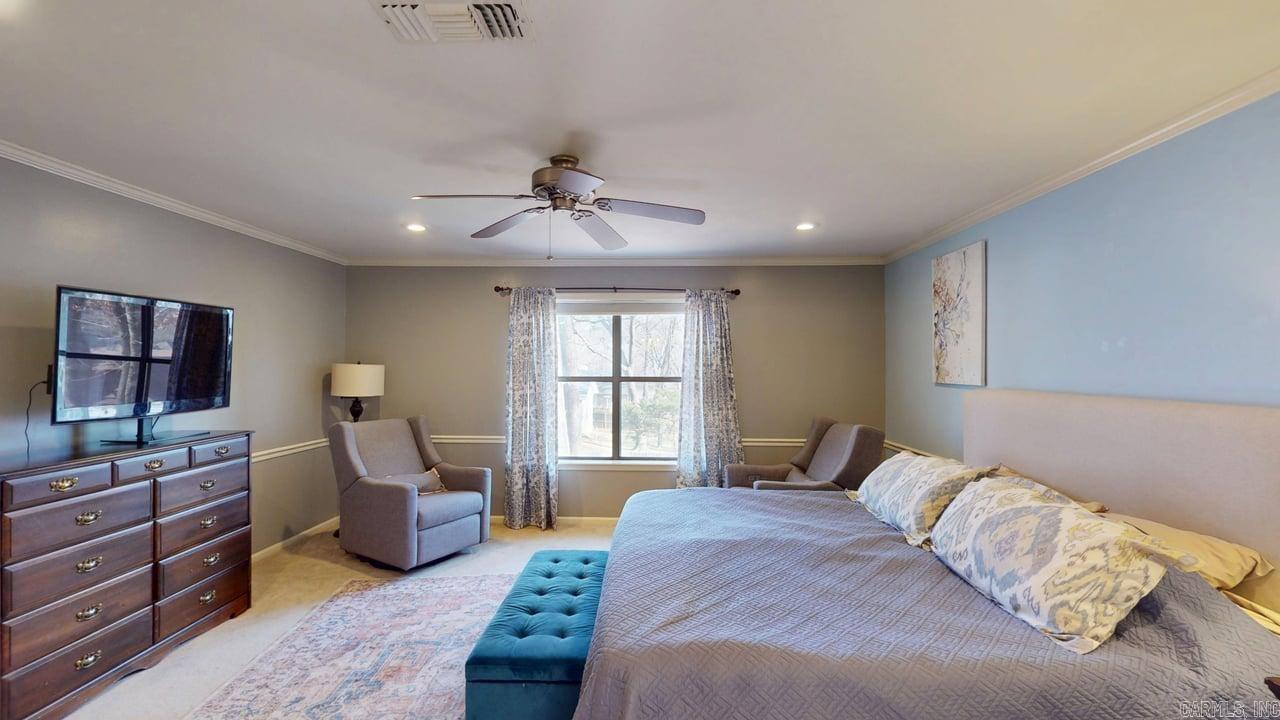 304 Country Club Conway, AR 72034