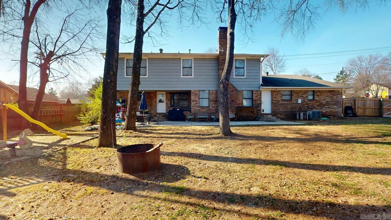 304 Country Club Conway, AR 72034