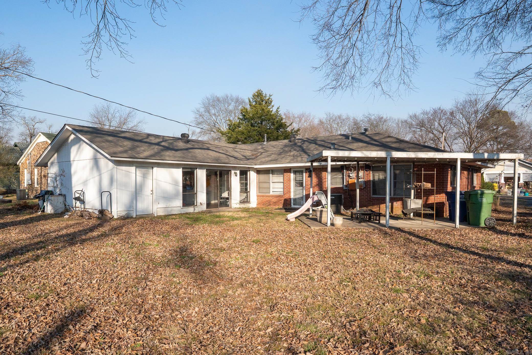 819 & 821 Center  Conway, AR