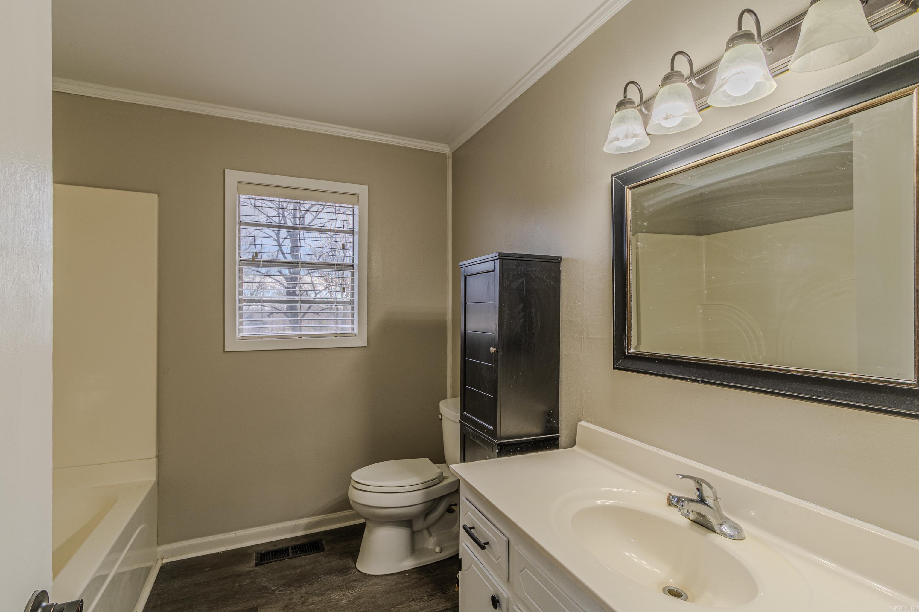 714 THORNE  Paragould, AR