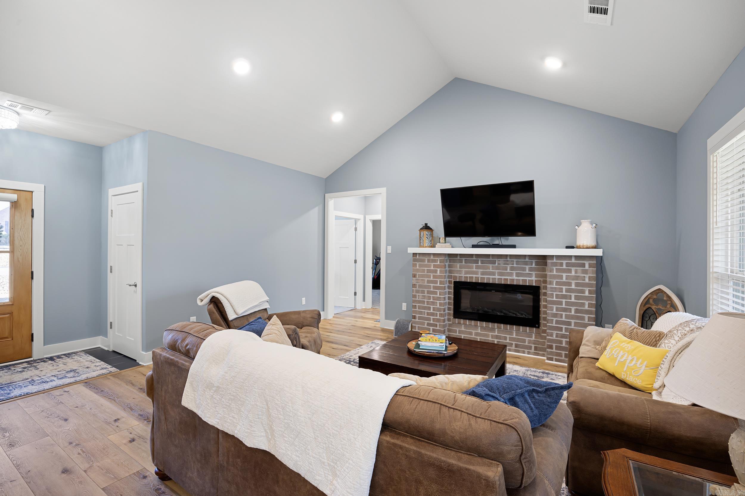 157 Rachel Circle Russellville, AR 72802