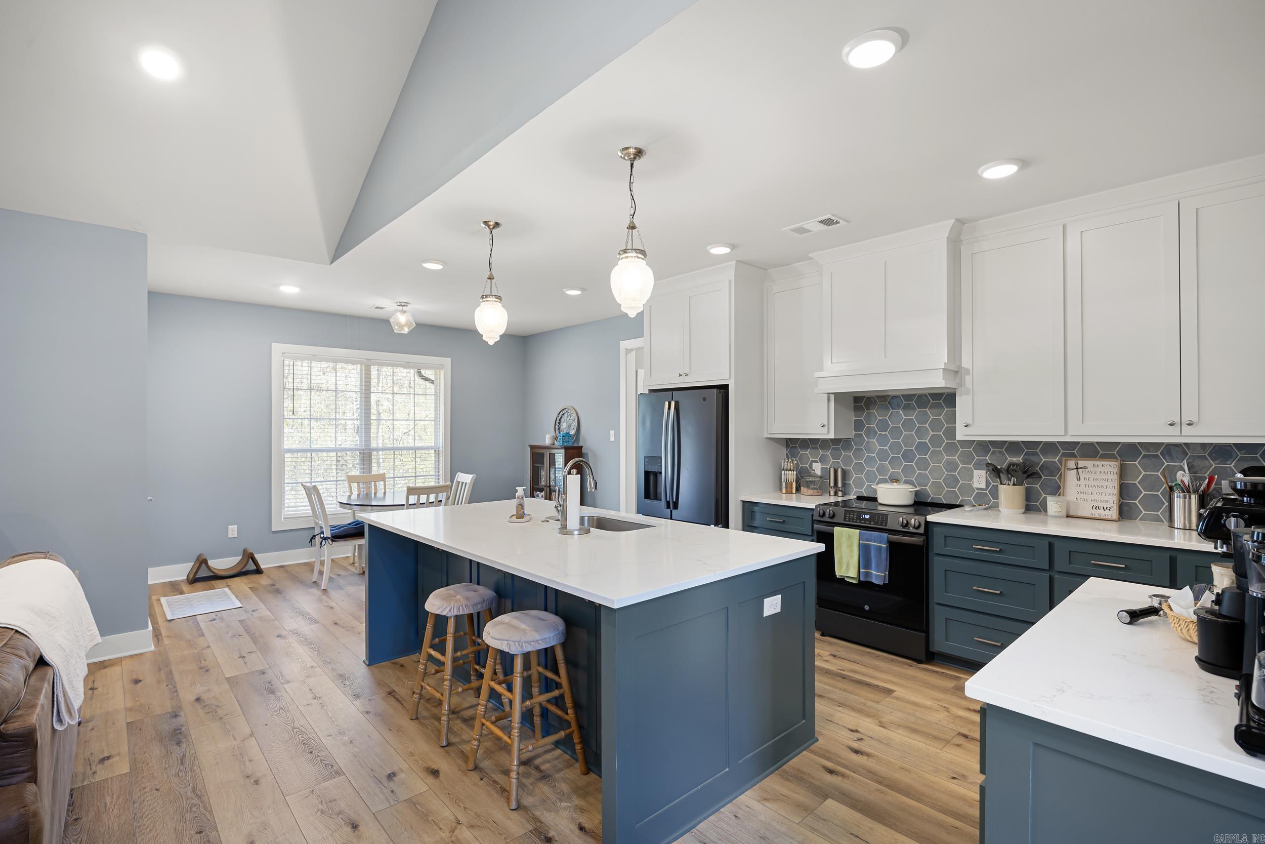 157 Rachel Circle Russellville, AR 72802