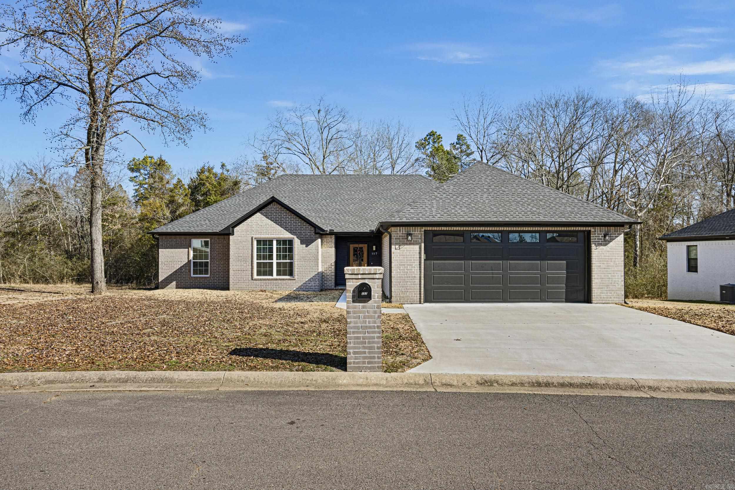 157 Rachel Circle Russellville, AR 72802