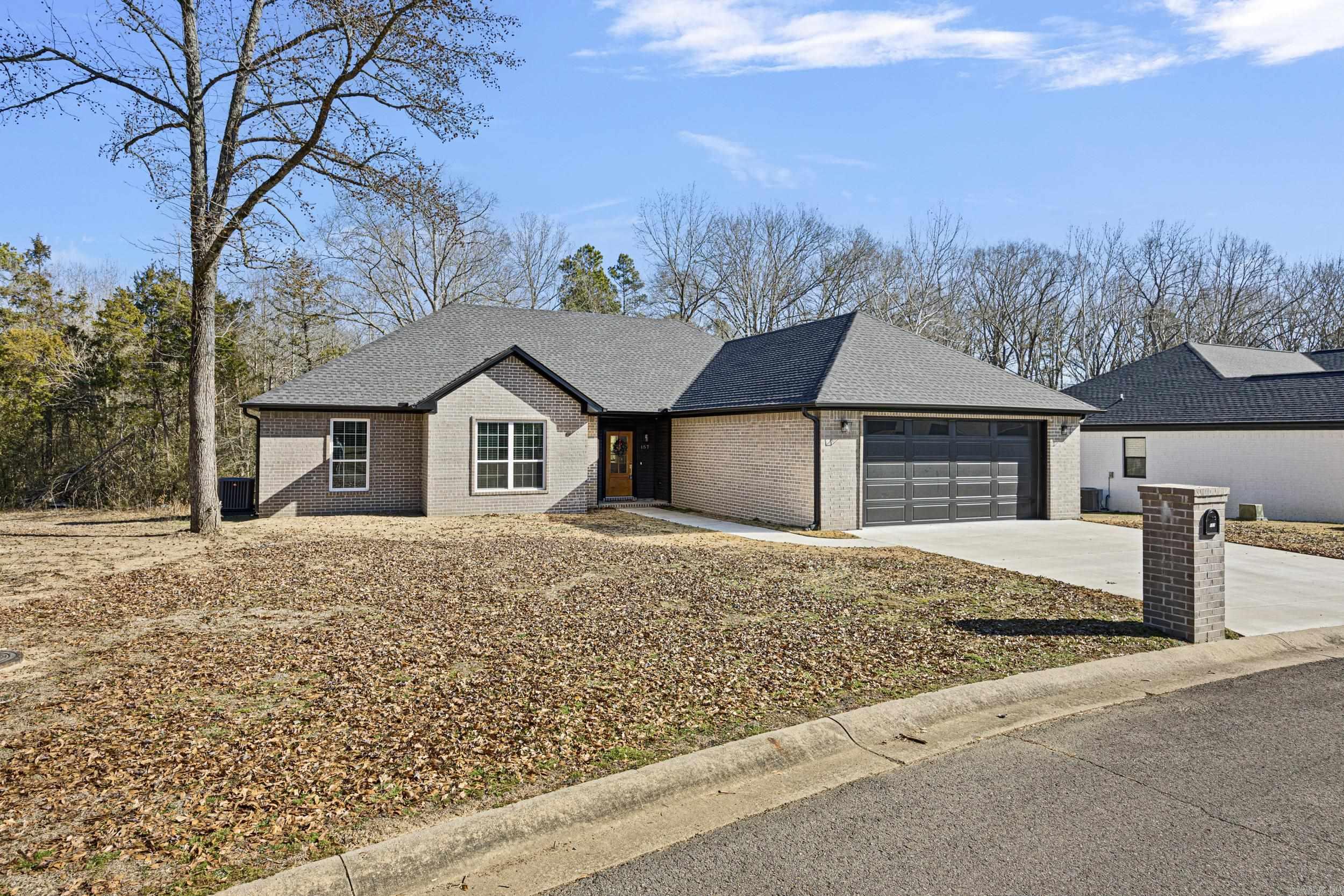 157 Rachel Circle Russellville, AR 72802
