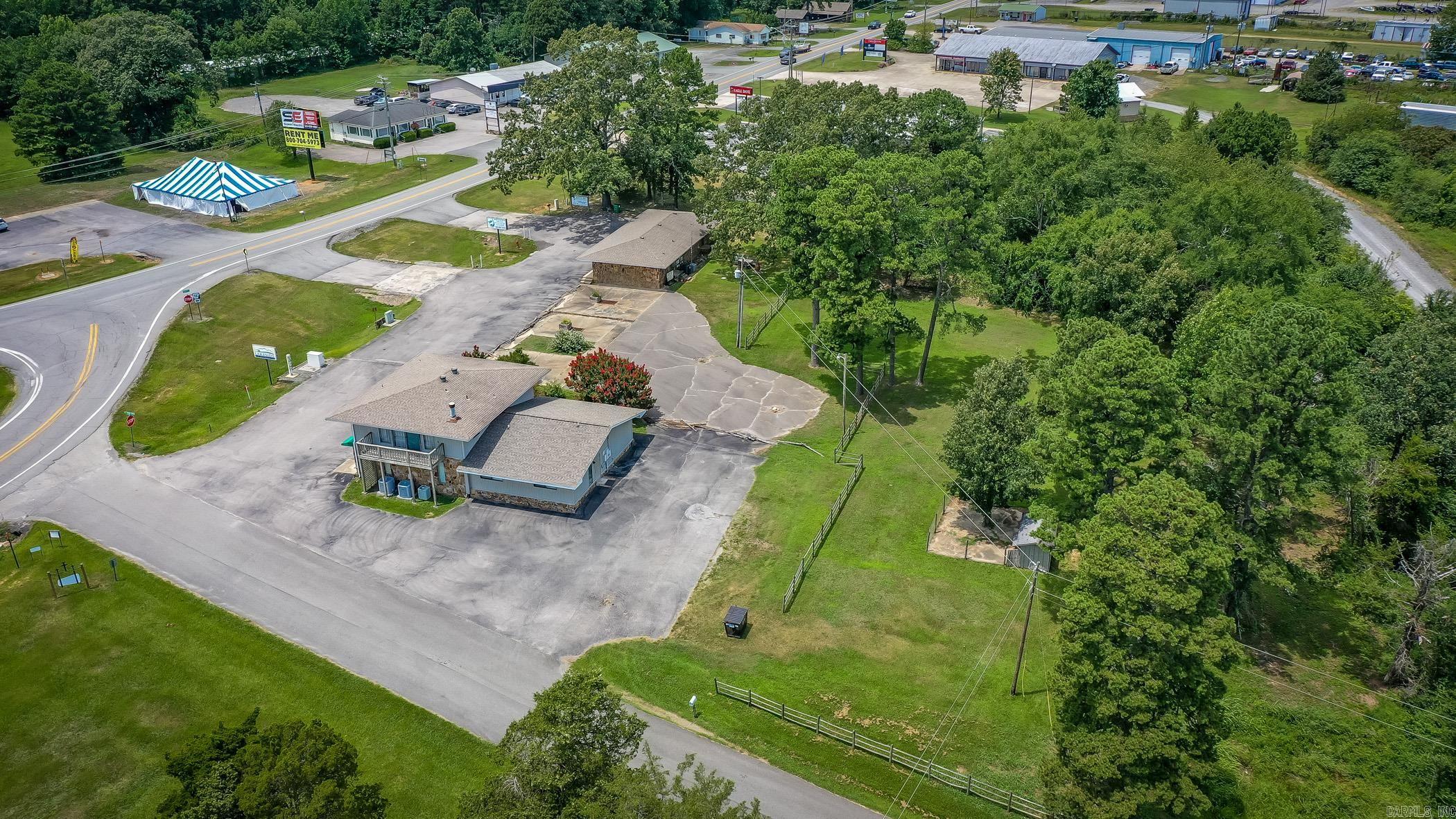 8452 Edgemont  Greers Ferry, AR