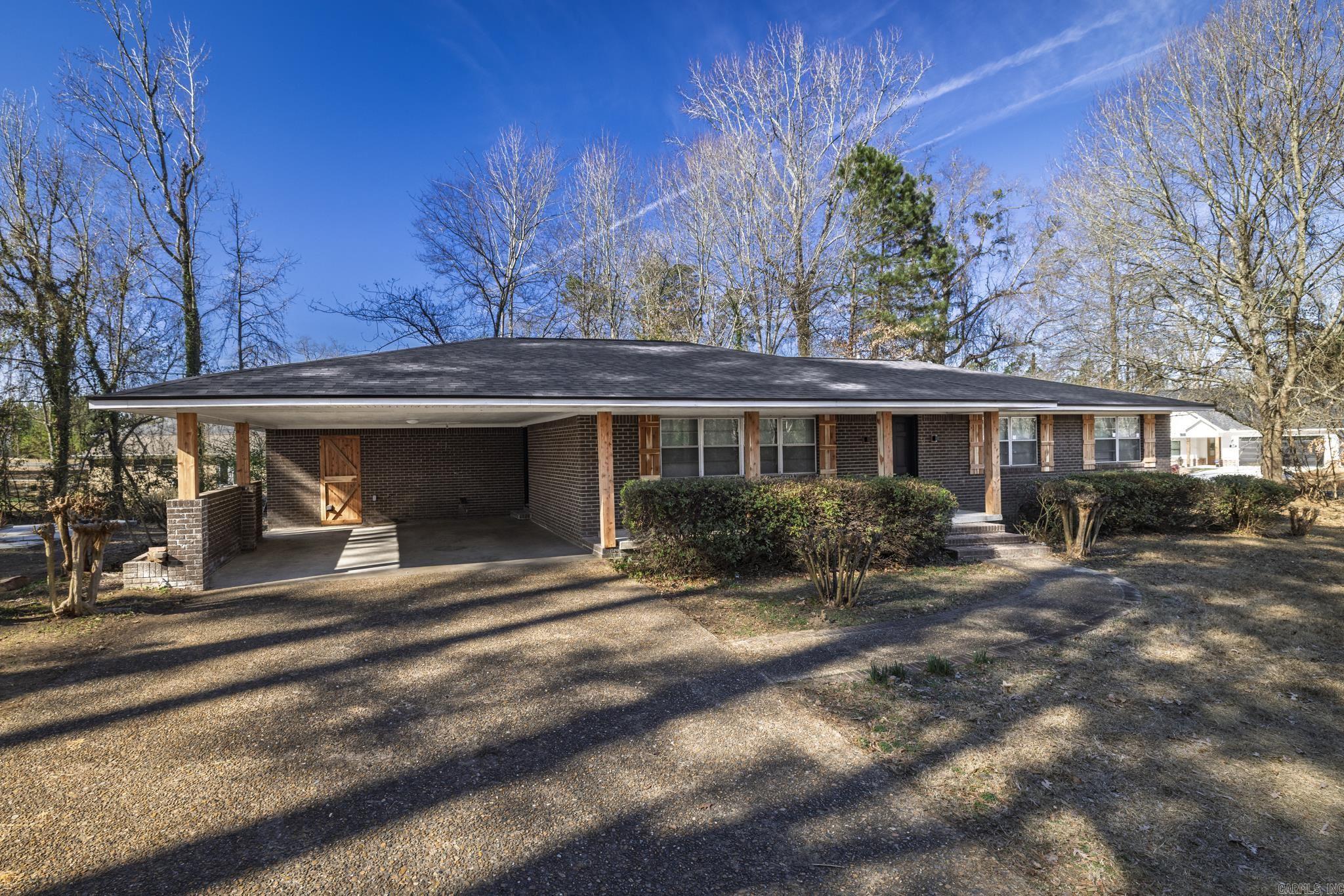 215 N 26Th St Street Arkadelphia, AR 71923