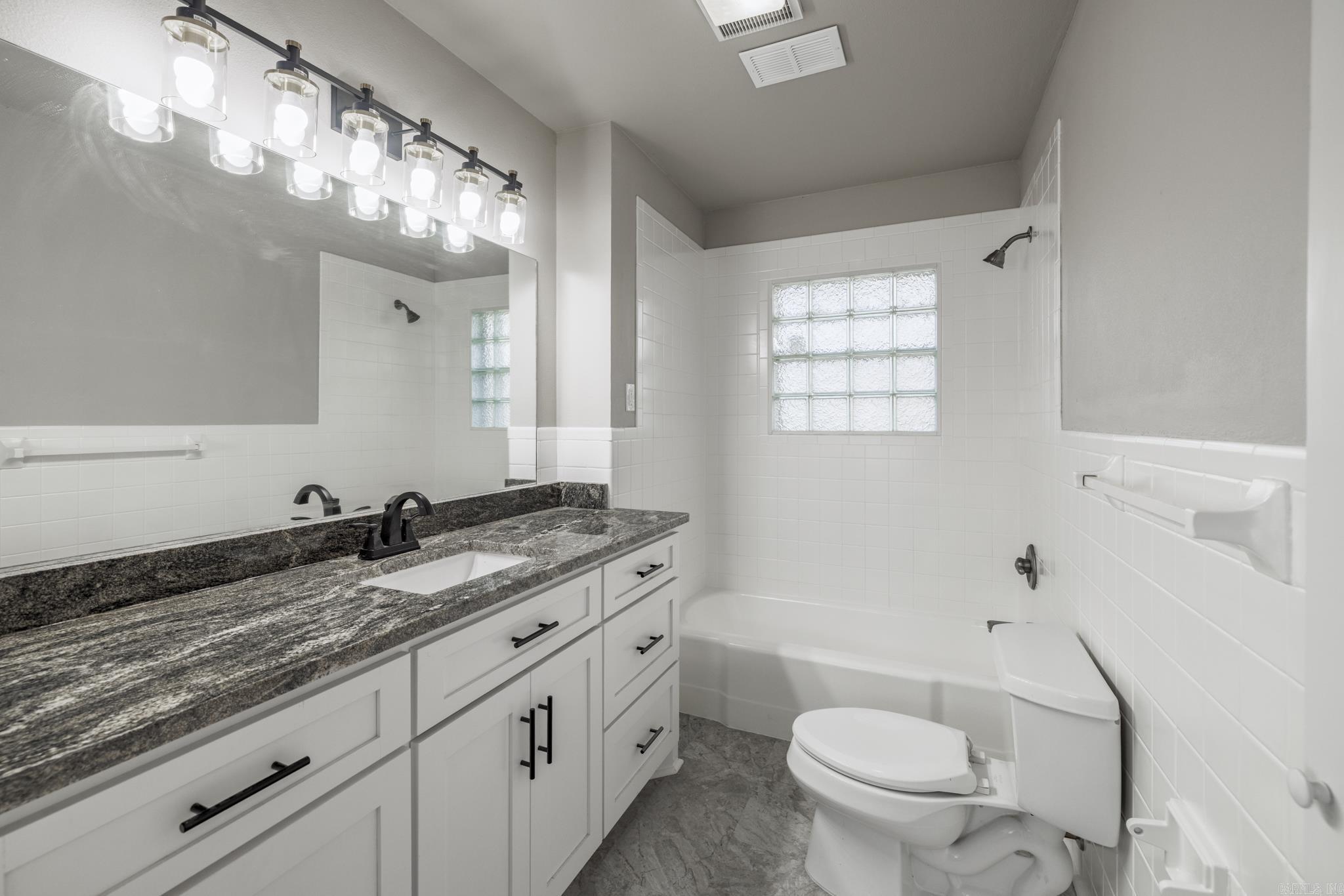 215 N 26Th St Street Arkadelphia, AR 71923