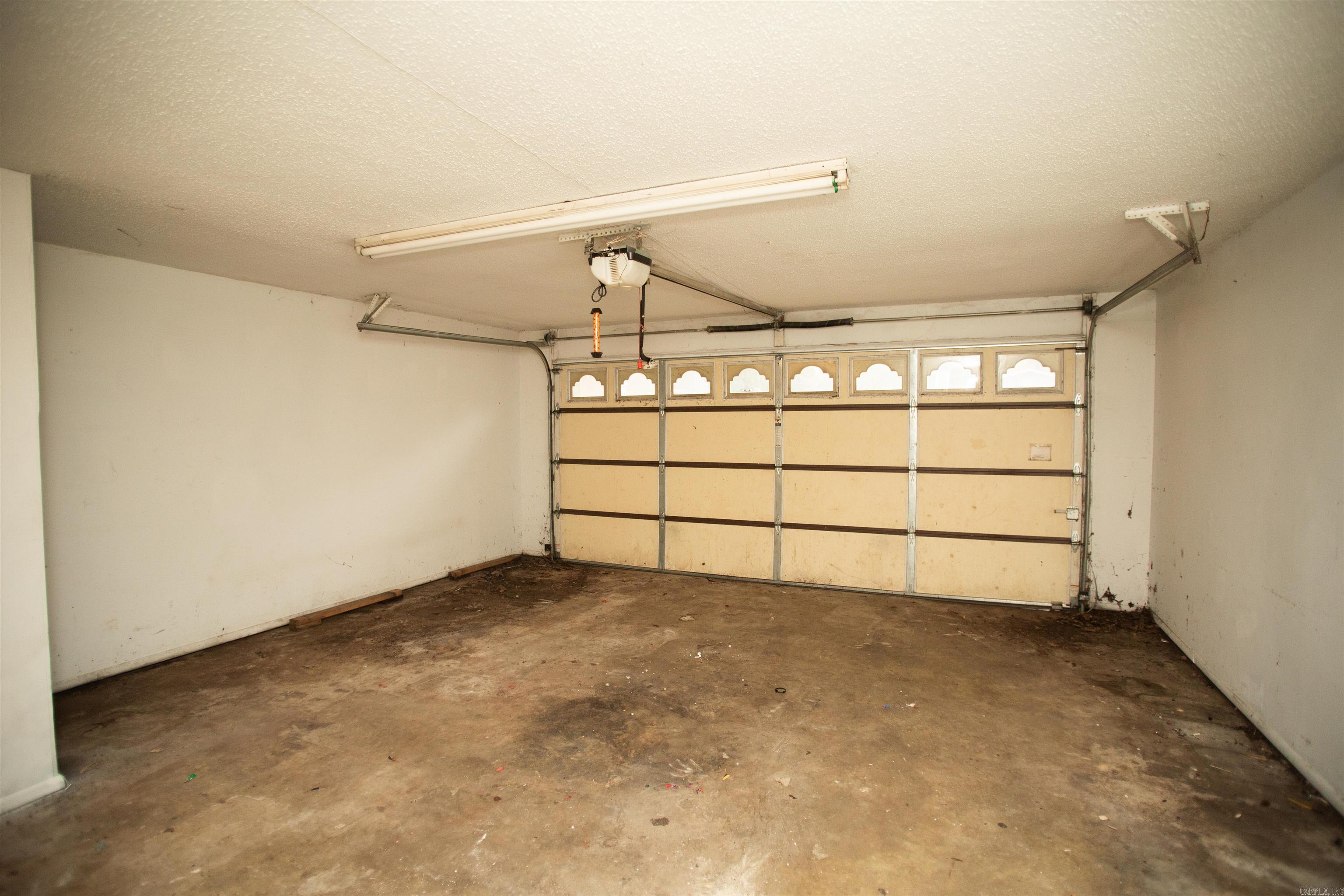 10 Willow Oak  Maumelle, AR