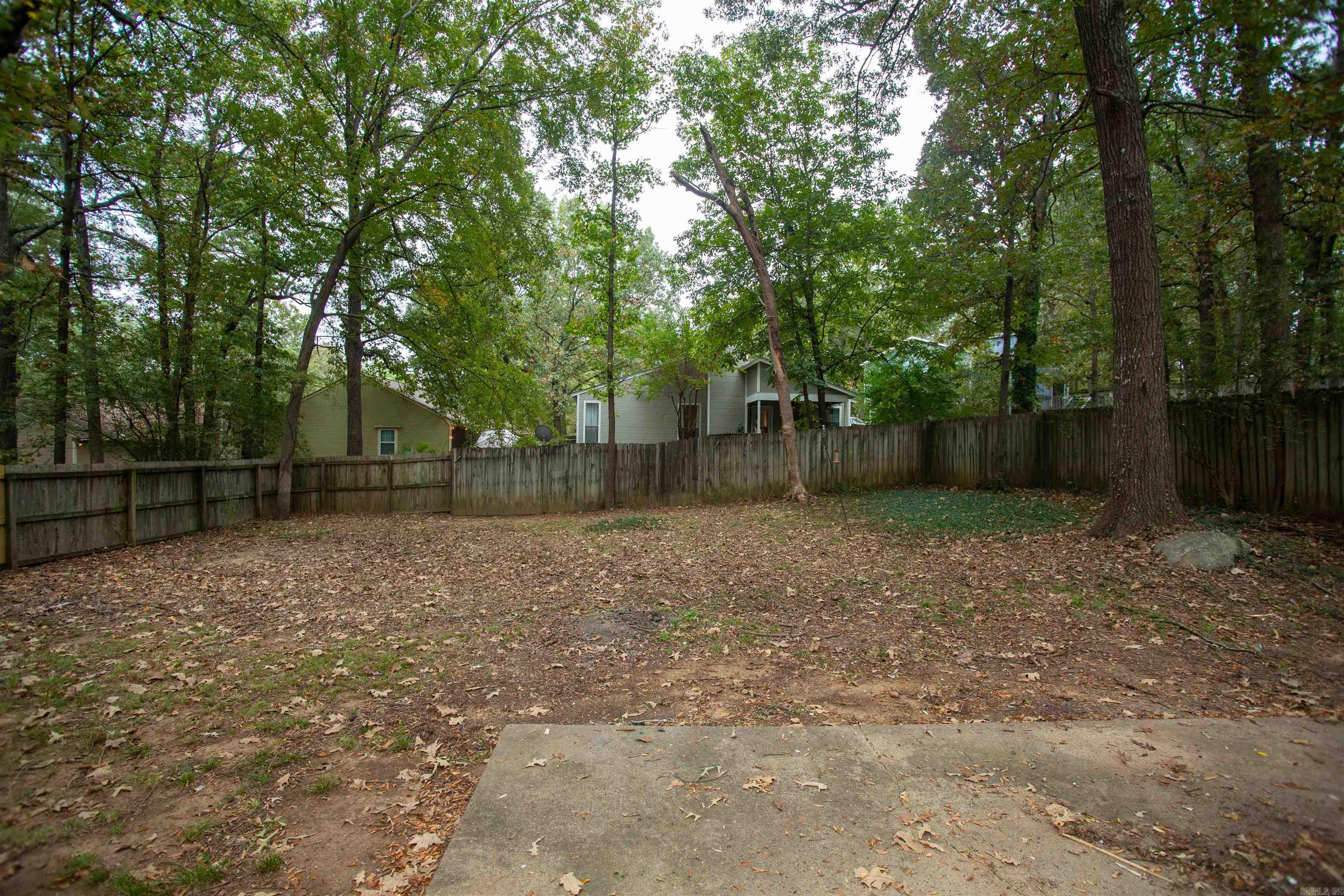 10 Willow Oak  Maumelle, AR