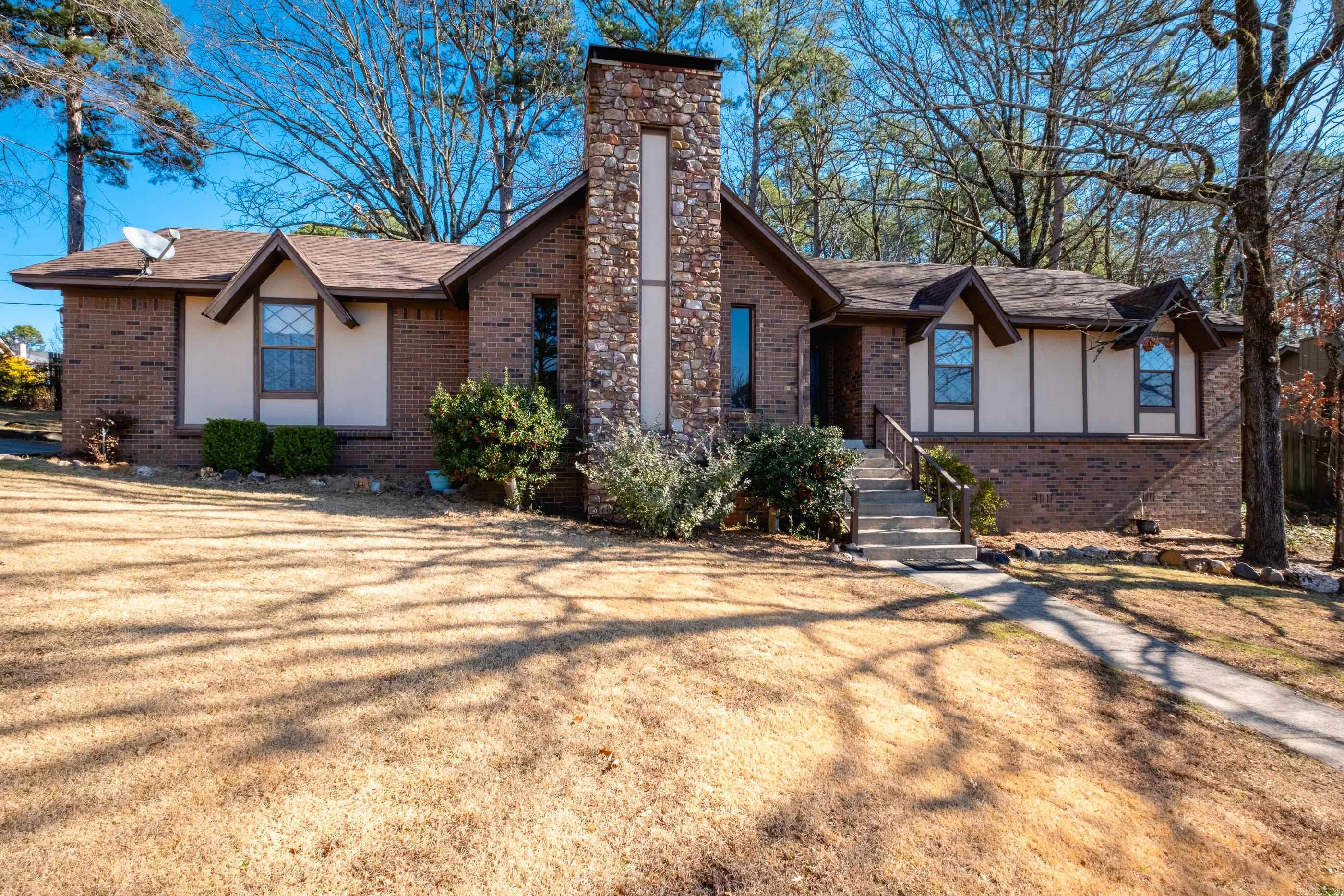 1 White Aspen Court Little Rock, AR 72212
