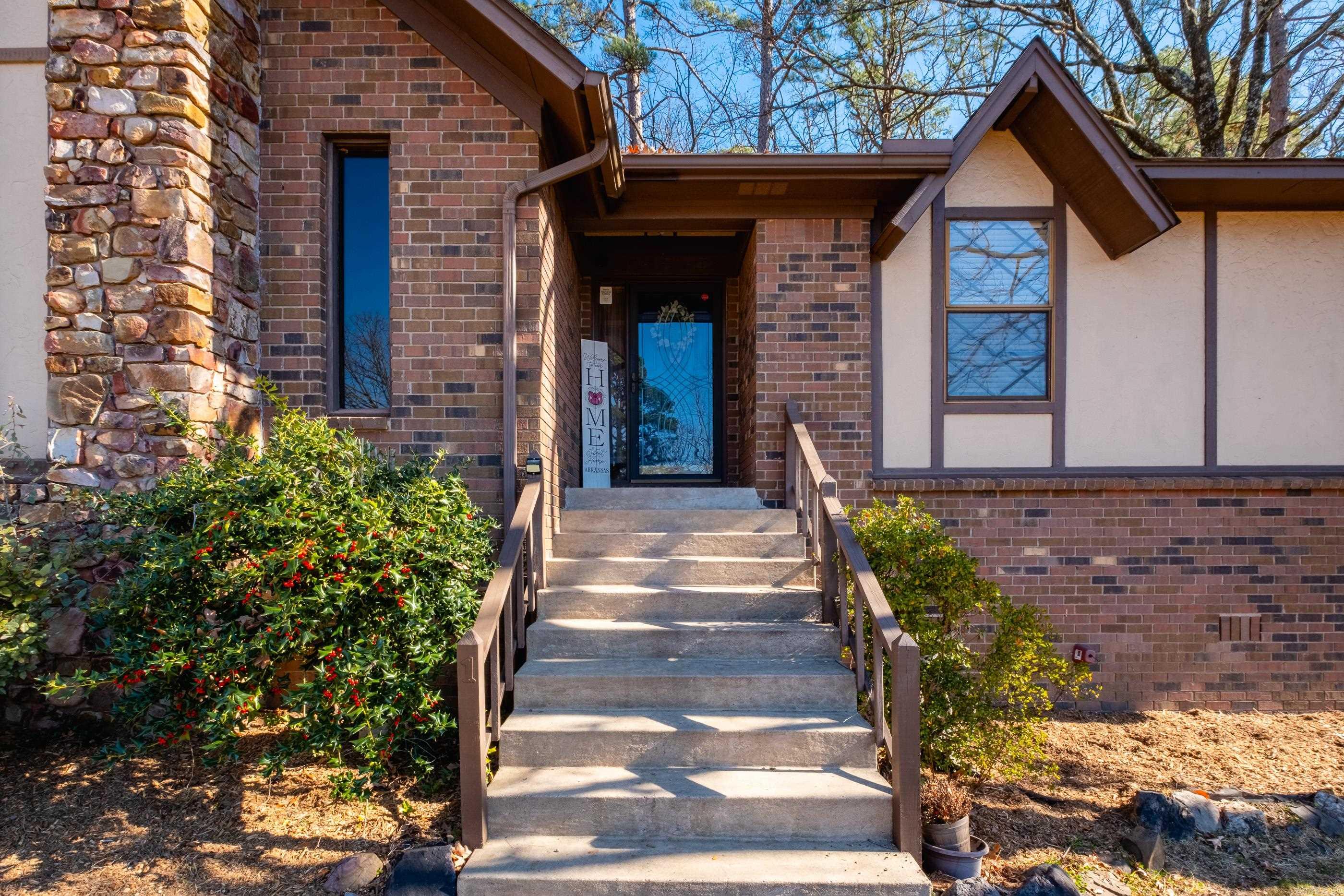 1 White Aspen Court Little Rock, AR 72212