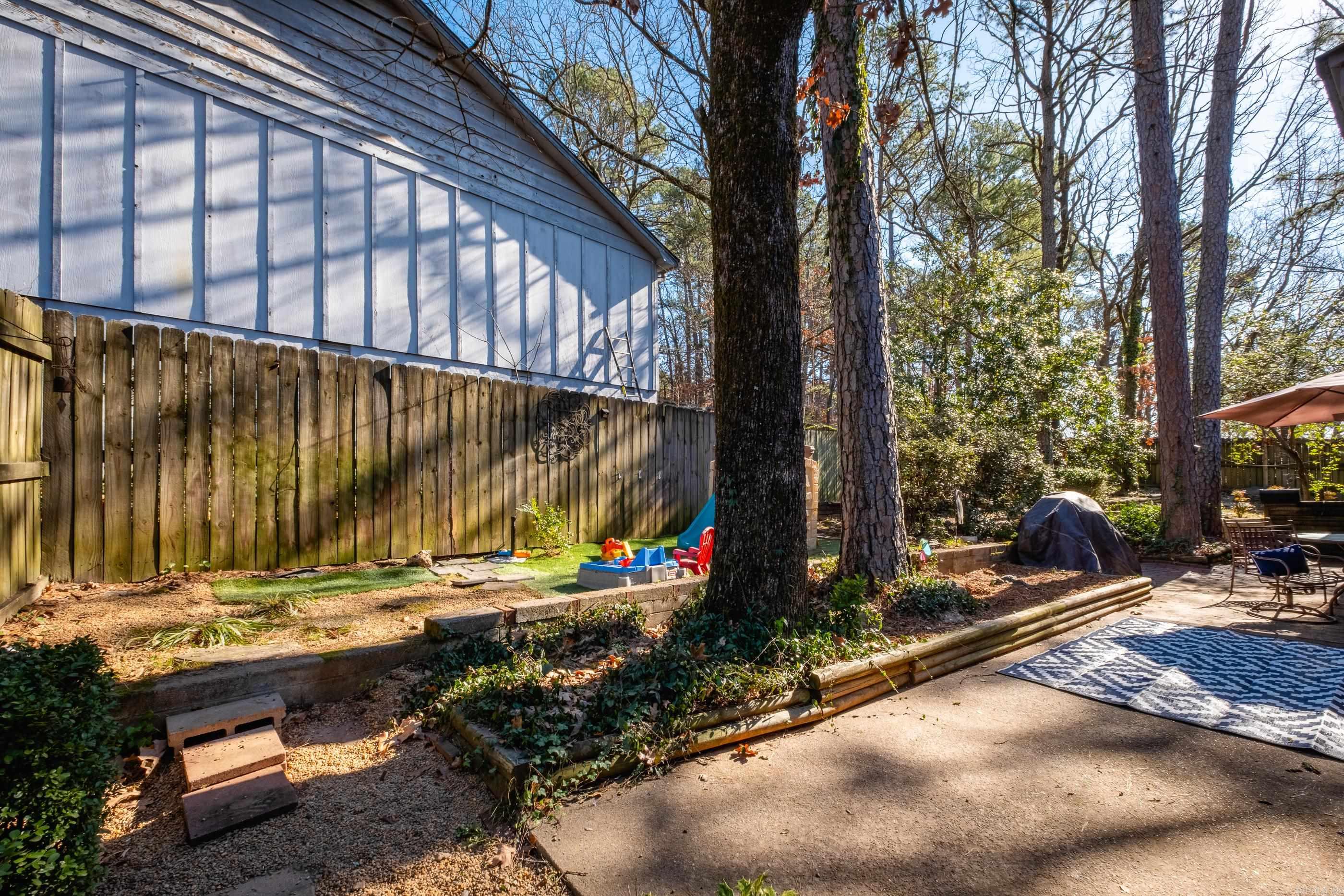 1 White Aspen Court Little Rock, AR 72212