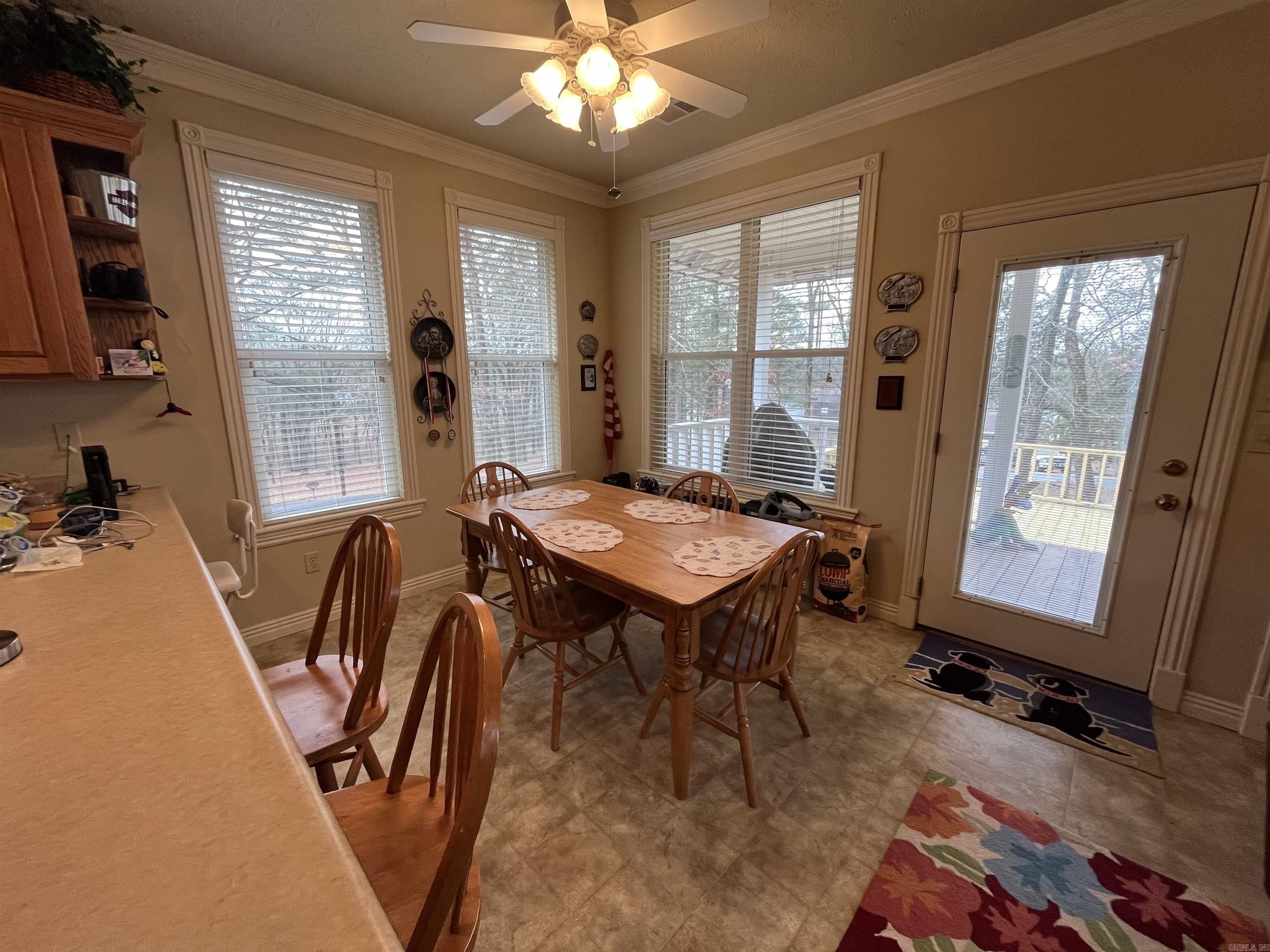 16 Sunset Dr. Greers Ferry, AR 72067