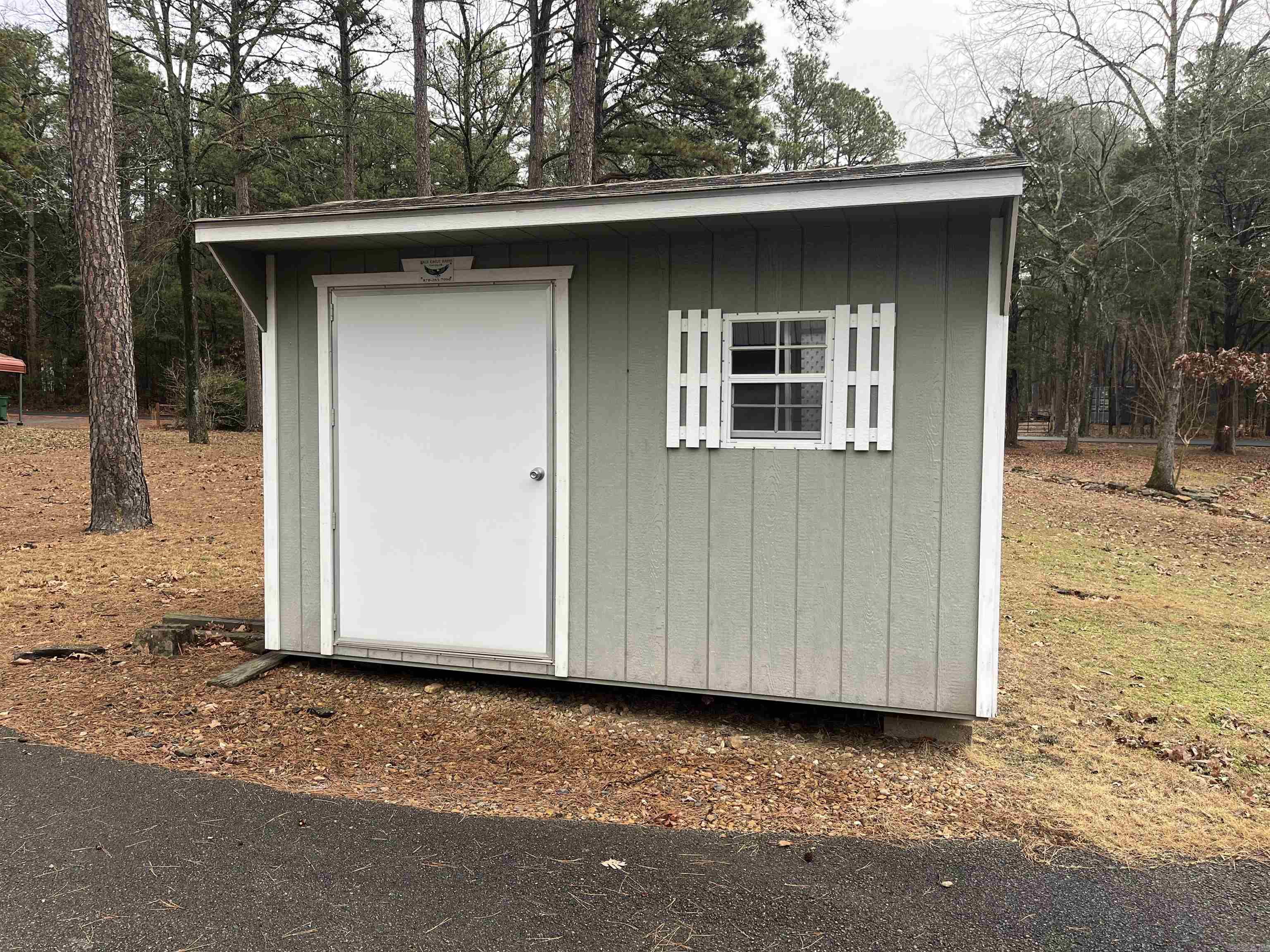 16 Sunset Dr. Greers Ferry, AR 72067