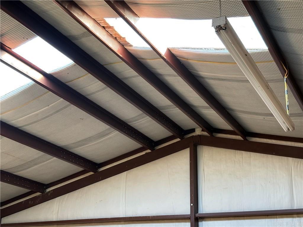 11894 Highway 359  London, AR