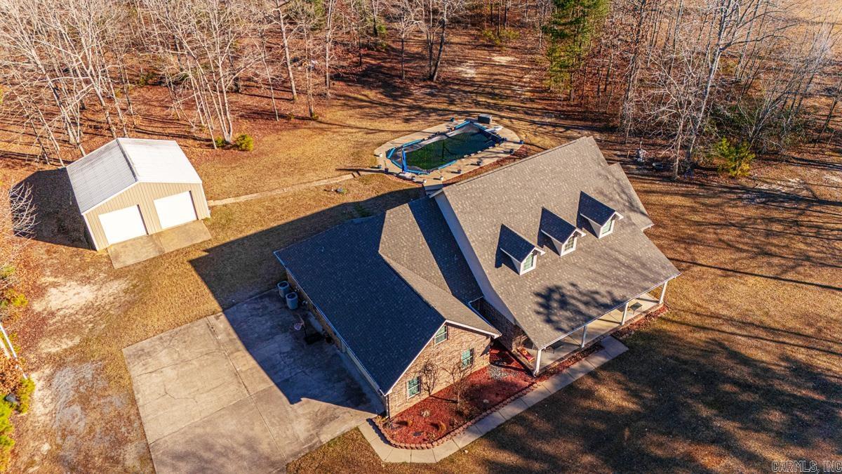 2500 E Woodson Lateral Road Hensley, AR 72065