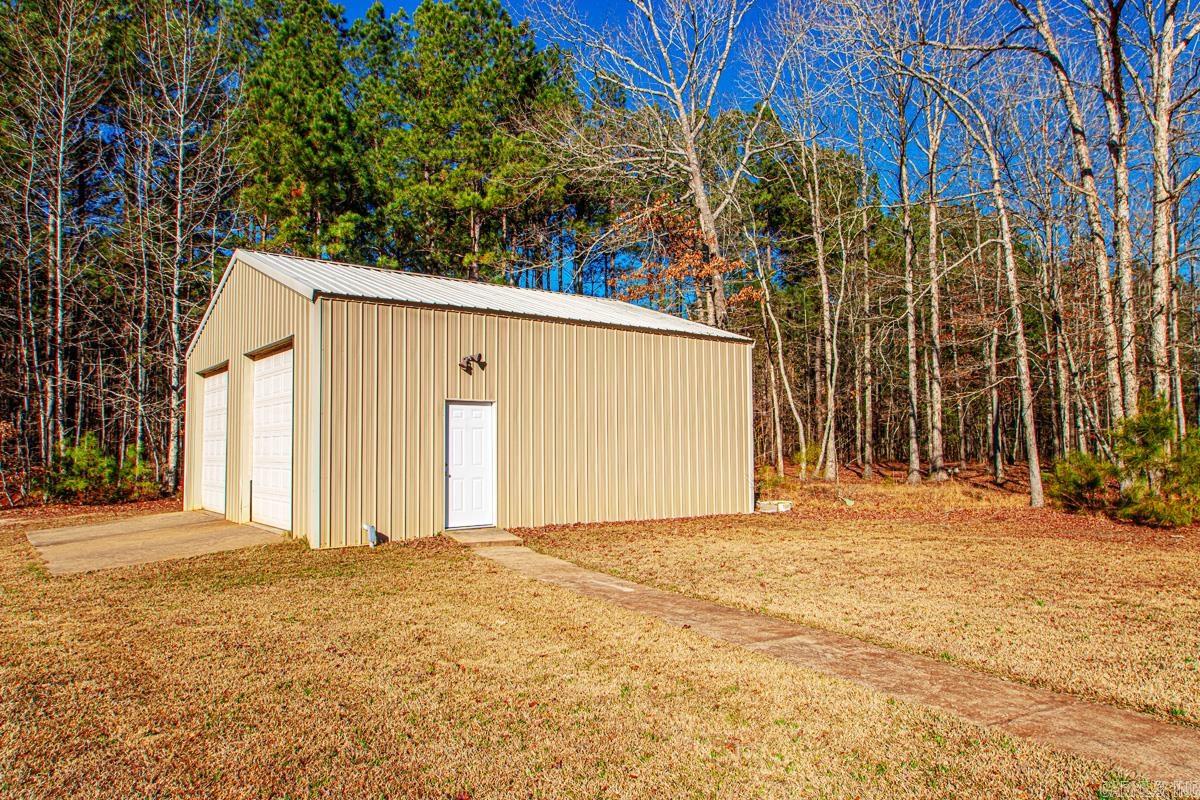 2500 E Woodson Lateral Road Hensley, AR 72065