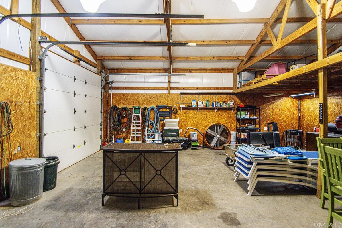 2500 E Woodson Lateral Road Hensley, AR 72065