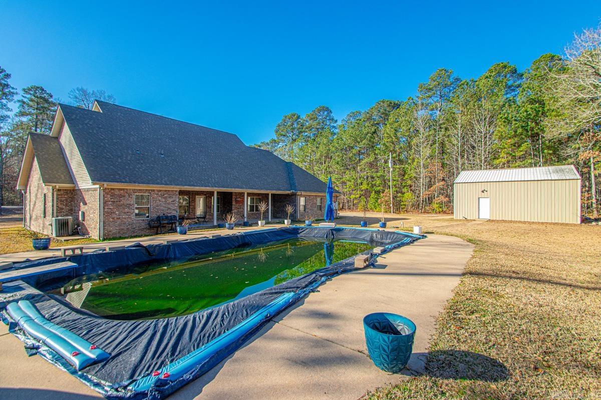 2500 E Woodson Lateral Road Hensley, AR 72065