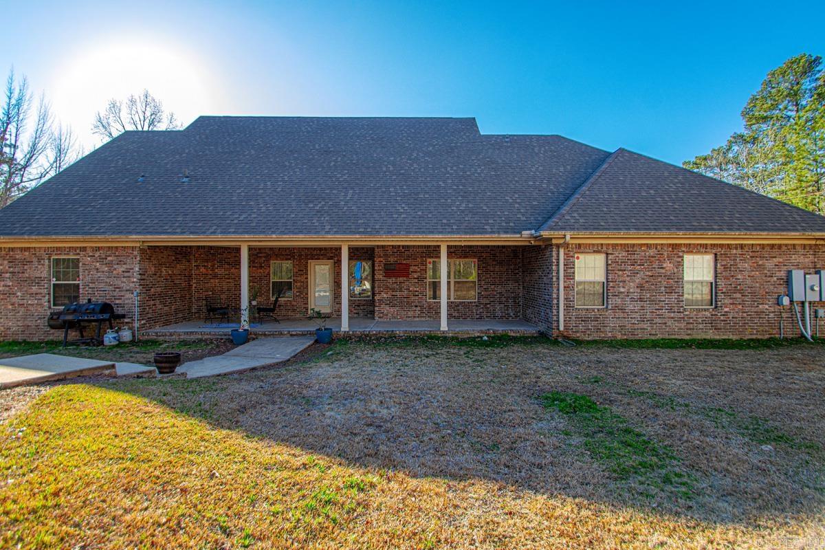 2500 E Woodson Lateral Road Hensley, AR 72065