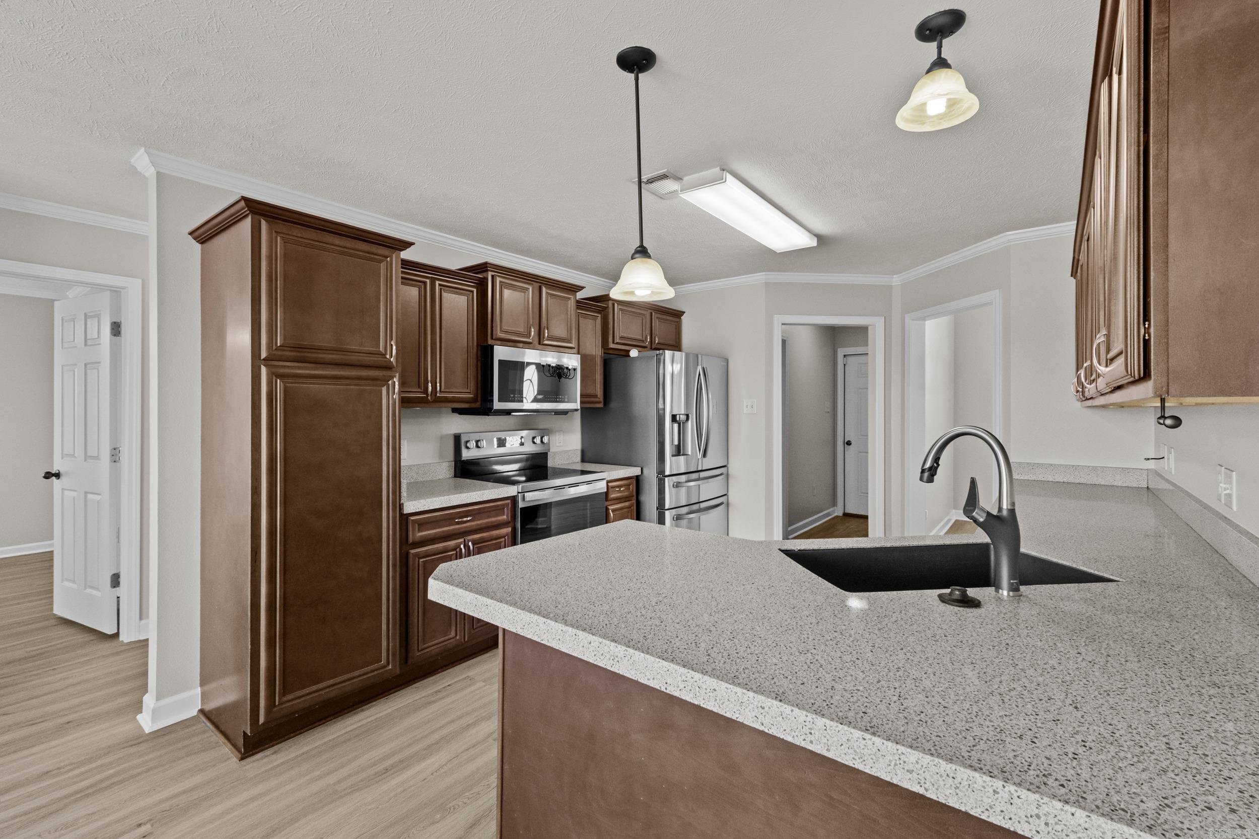 1800 Jaguar Drive Conway, AR 72034