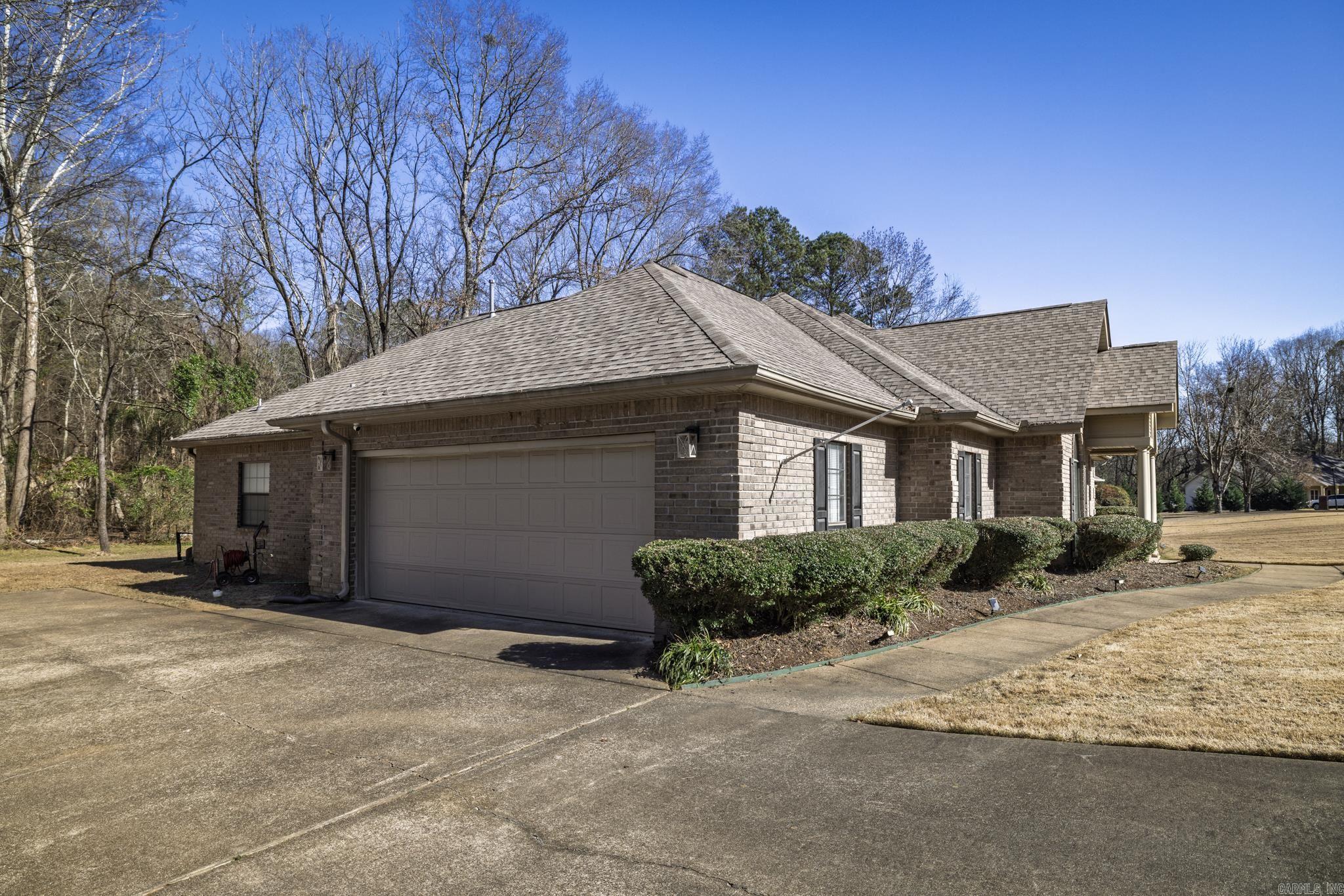 33 Timber Ridge Circle Arkadelphia, AR 71923