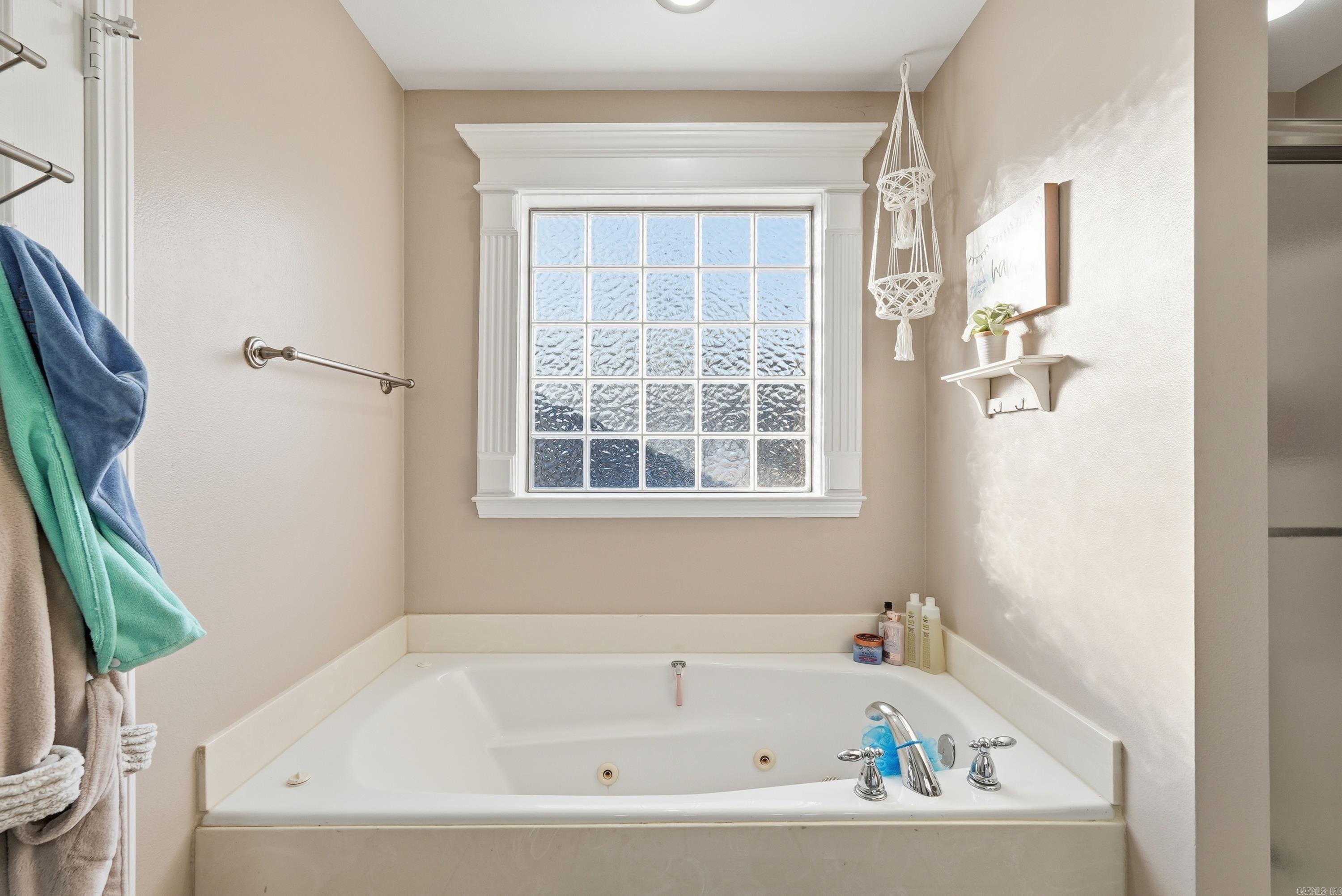 3018 Shady Side Drive Sherwood, AR 72120