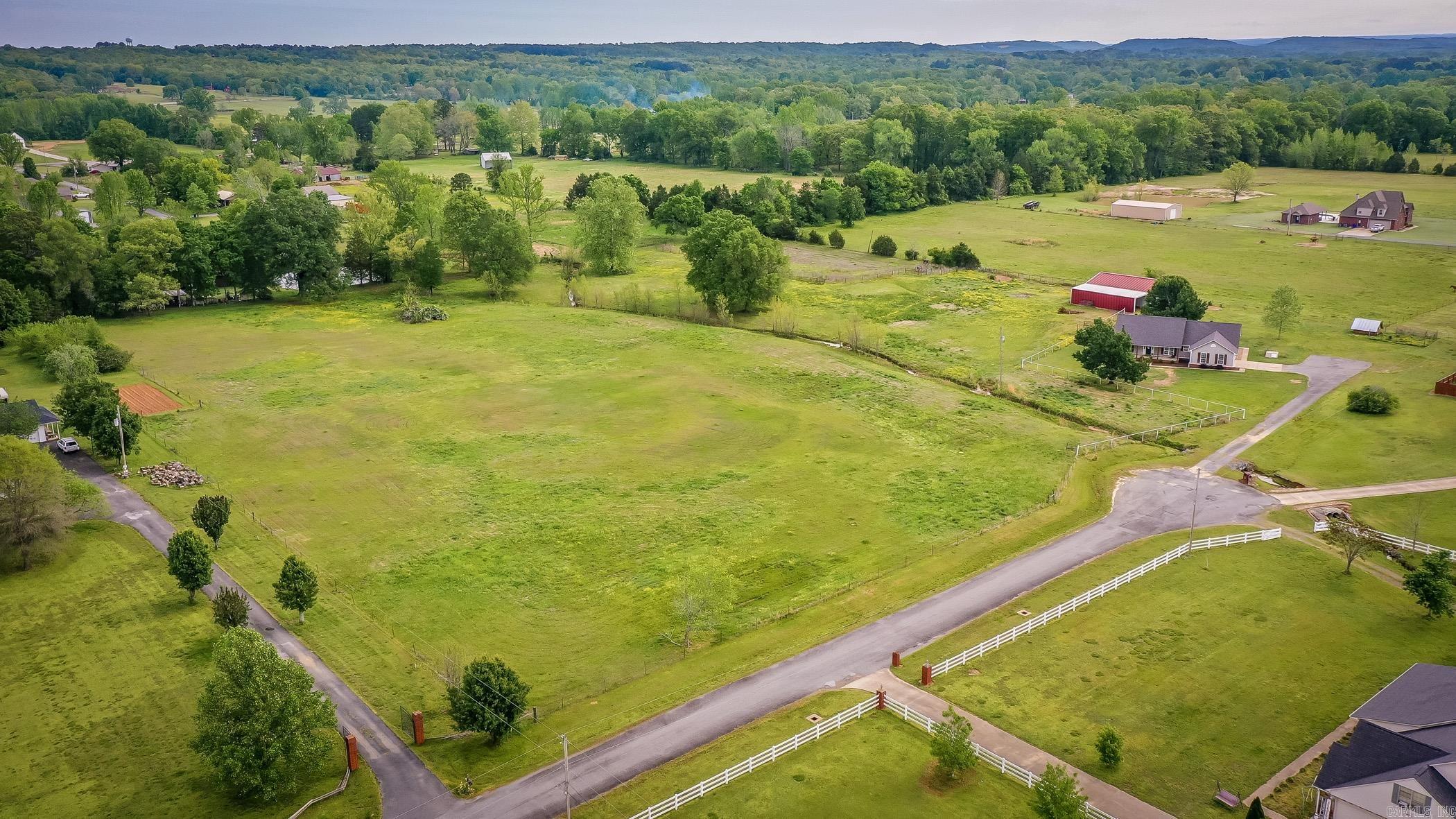 9 Country Cove Greenbrier, AR 72058