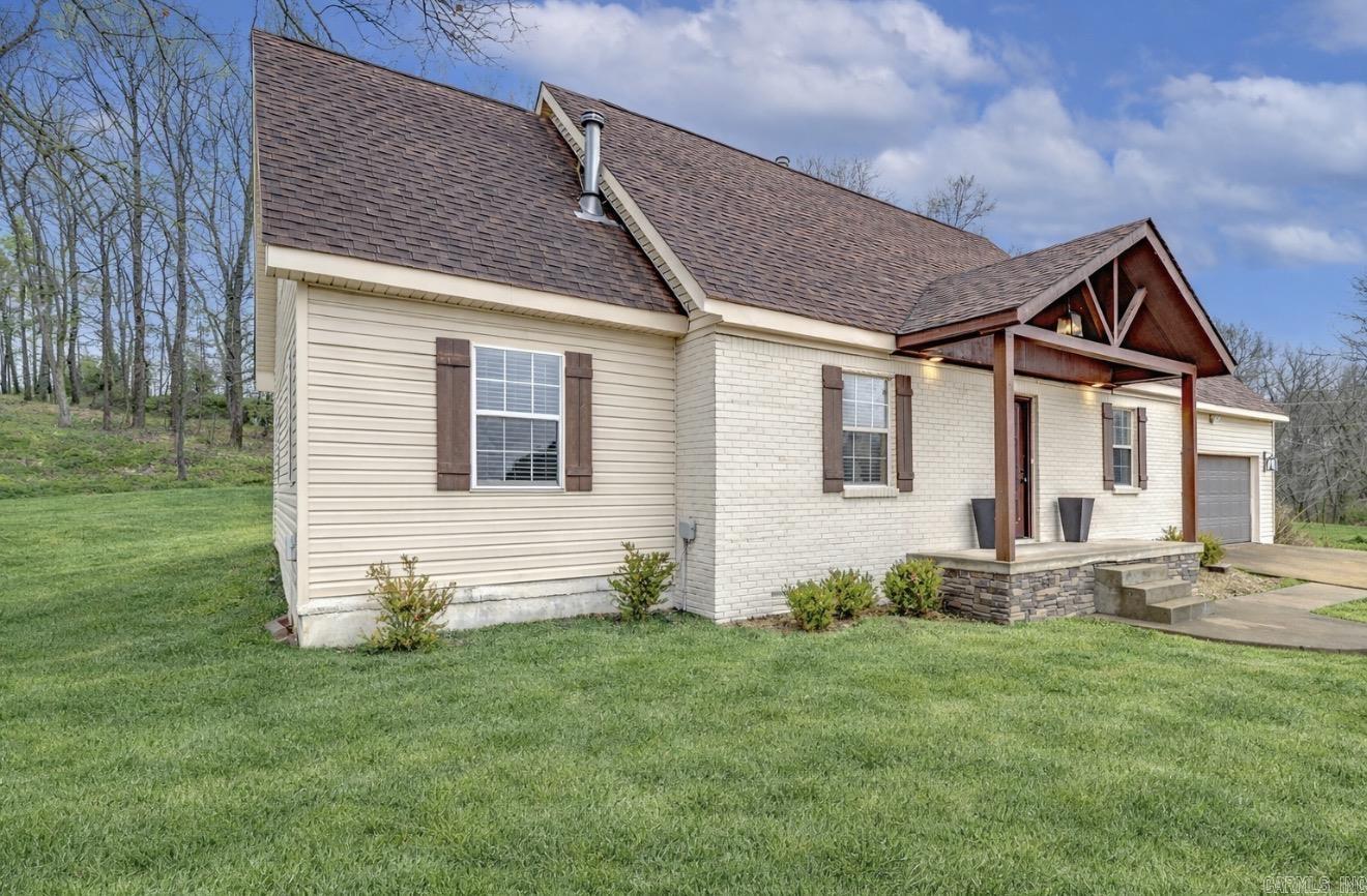 2204 Williamsburg Dr Jonesboro, AR 72404