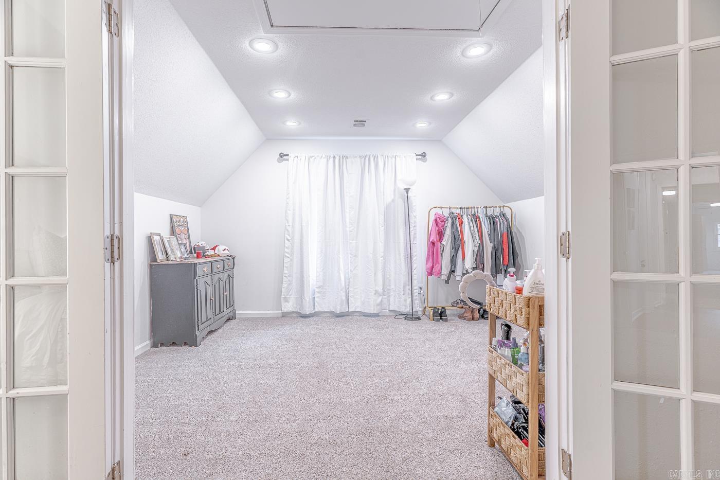 2204 Williamsburg Dr Jonesboro, AR 72404