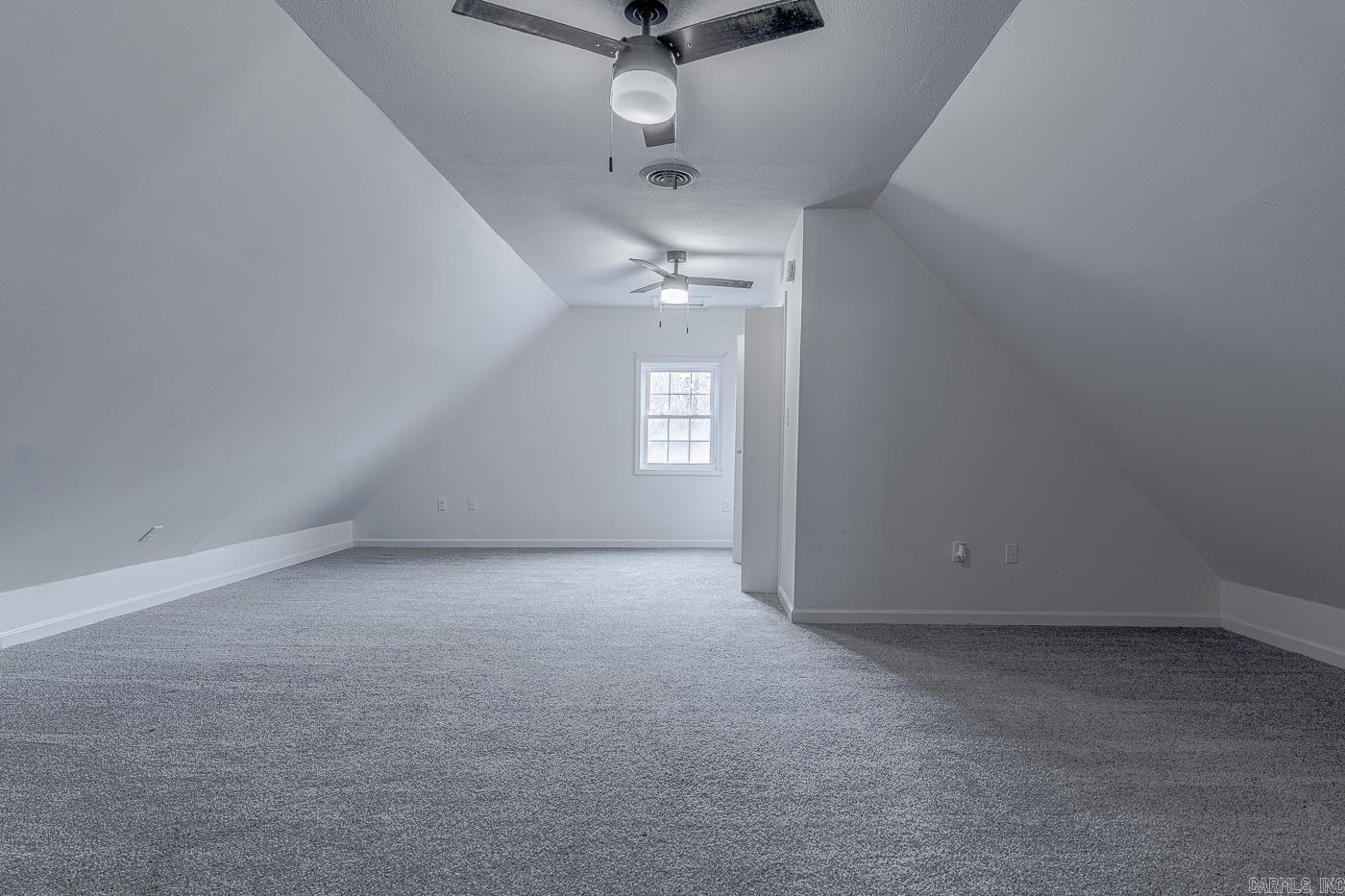 2204 Williamsburg Dr Jonesboro, AR 72404