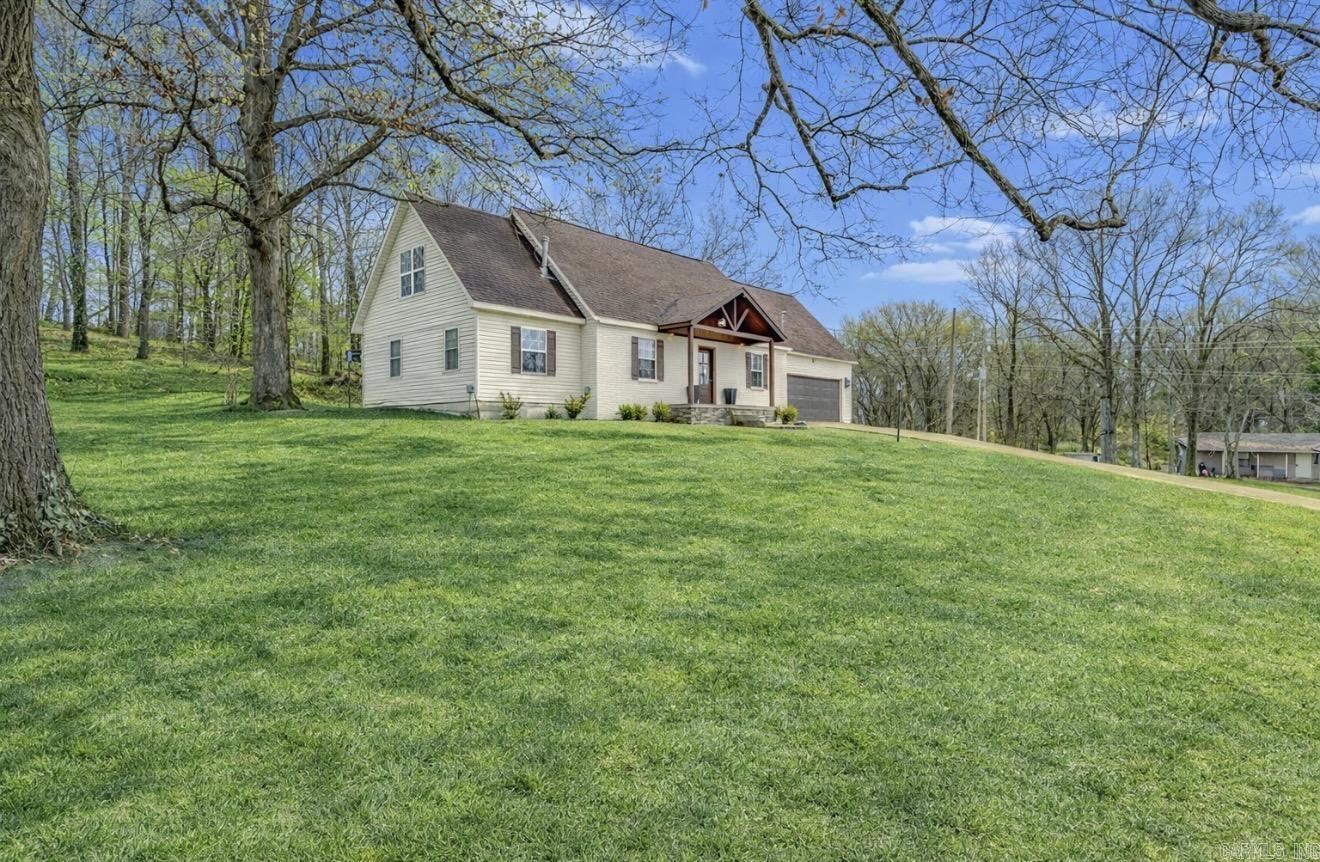 2204 Williamsburg Dr Jonesboro, AR 72404