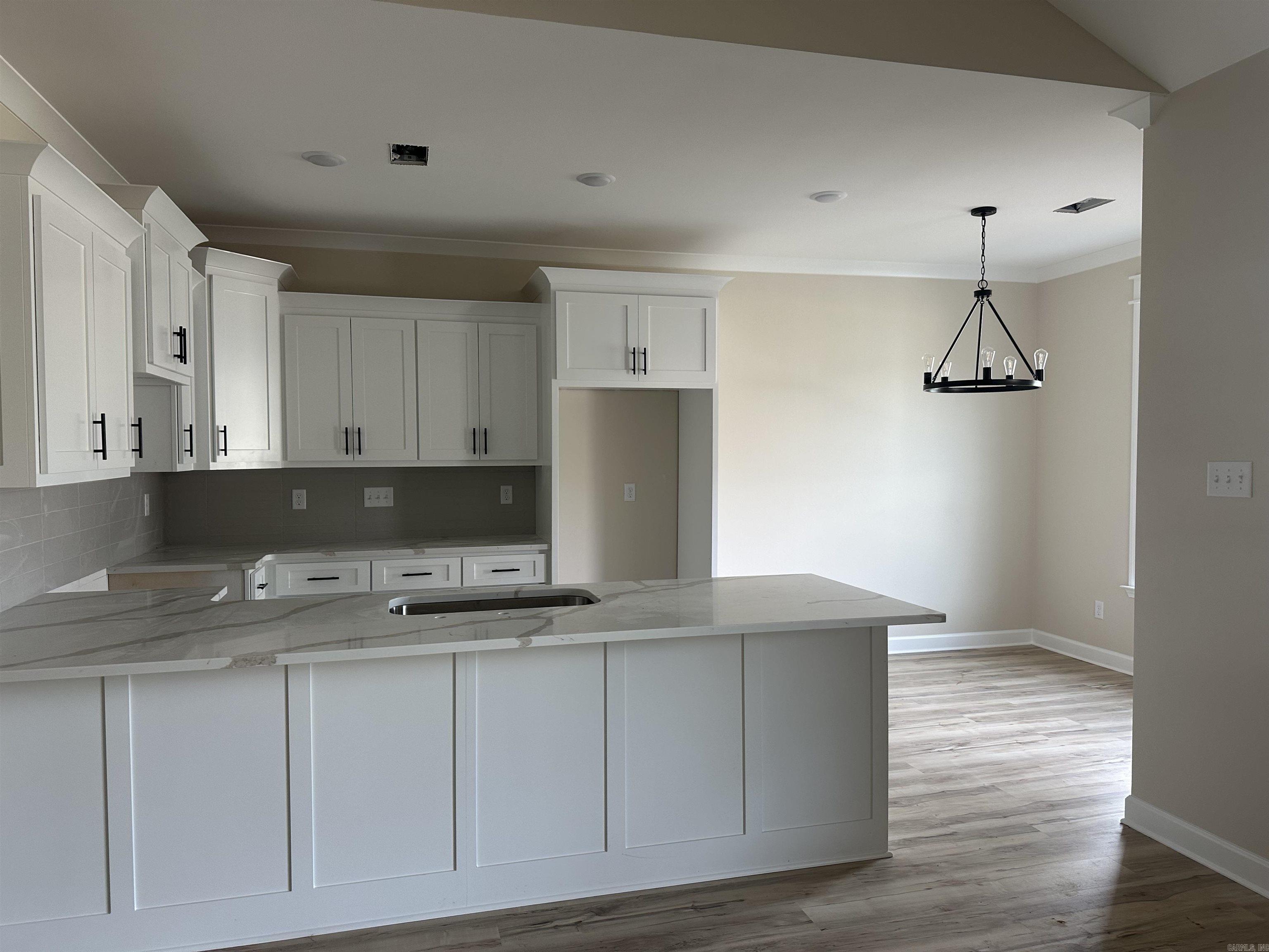 914 W Dell Vista Cove Cabot, AR 72023