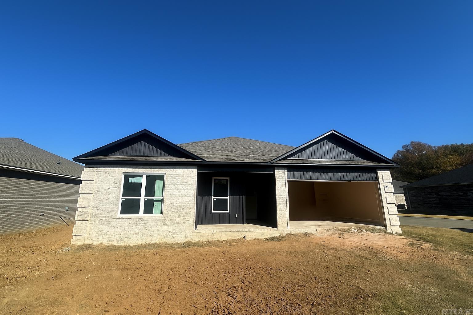 912 W Dell Vista Cove Cabot, AR 72023