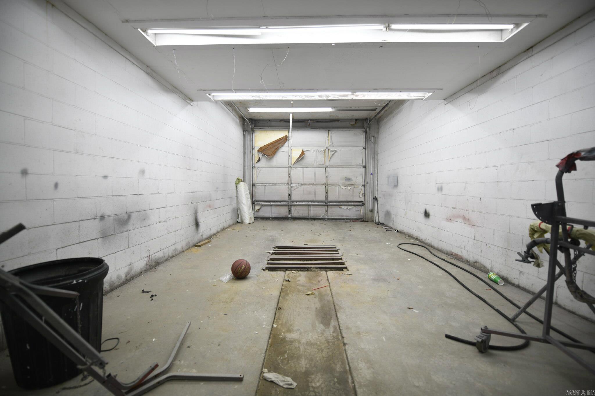 711 Petros Ave  Mena, AR