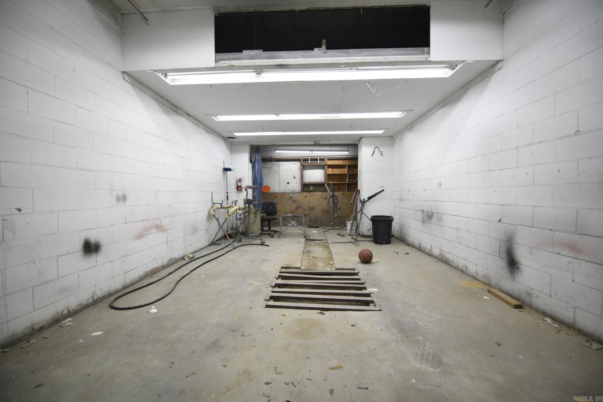 711 Petros Ave  Mena, AR