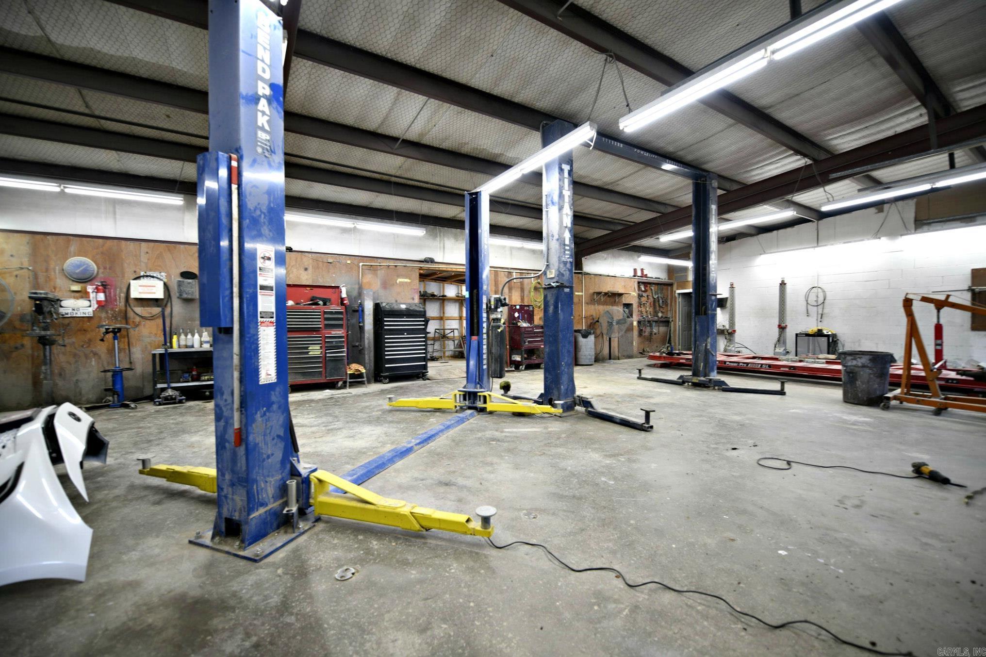 711 Petros Ave  Mena, AR