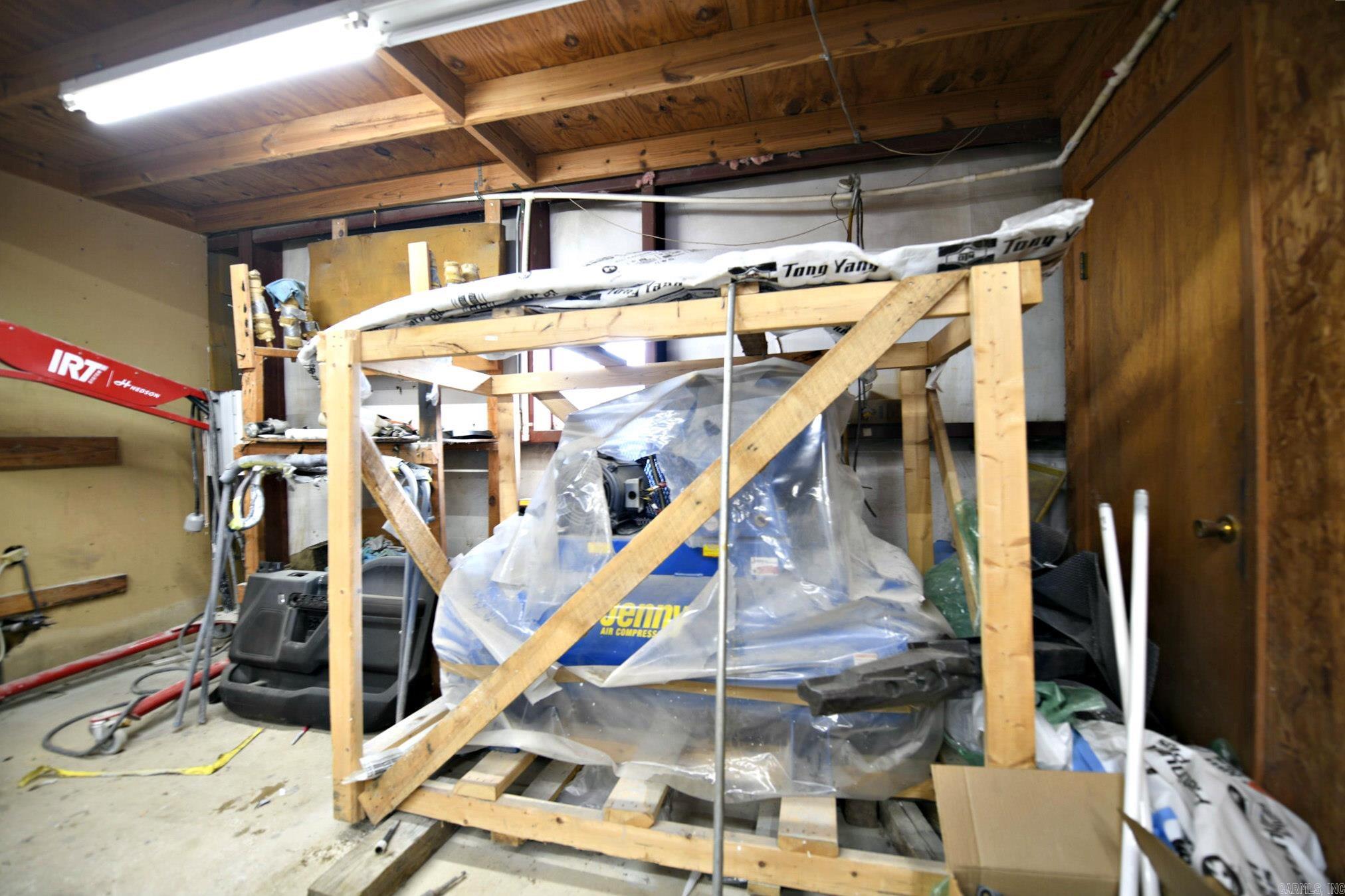 711 Petros Ave  Mena, AR