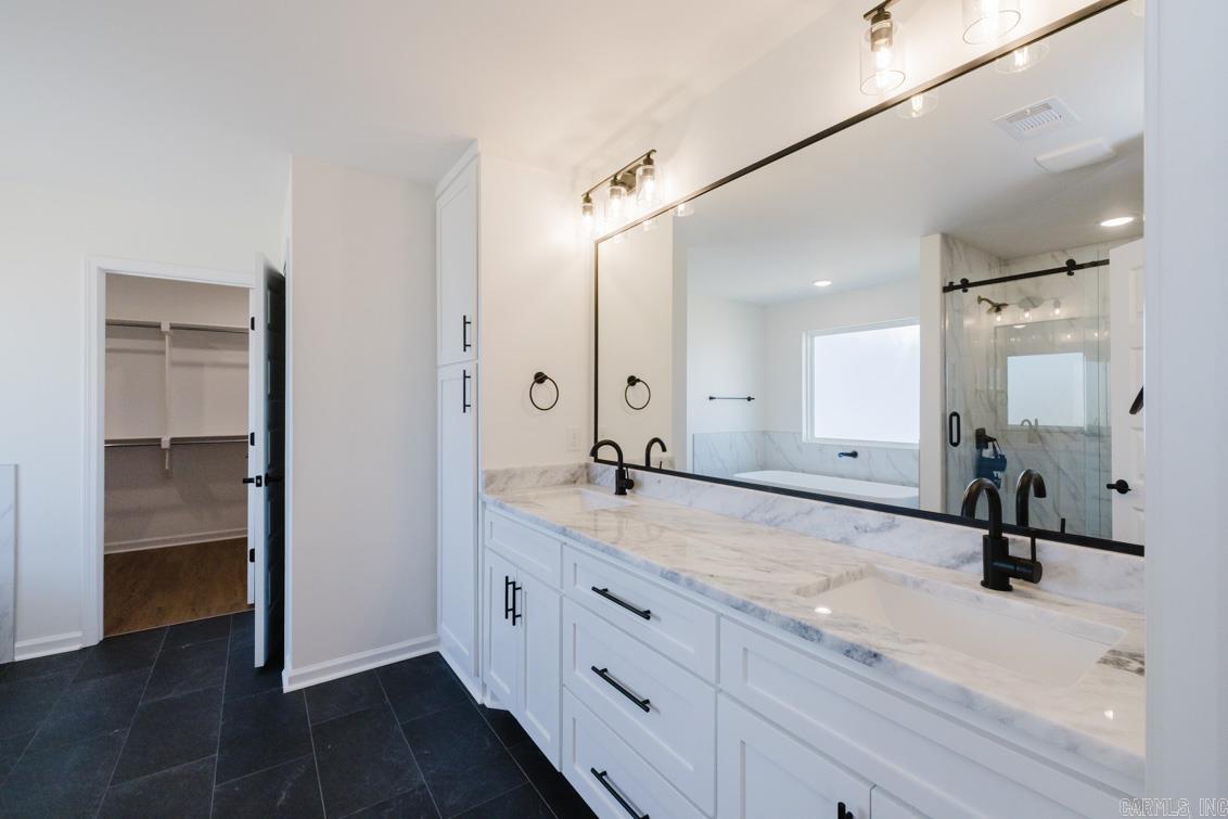 180 Kelton Street Hensley, AR 72065