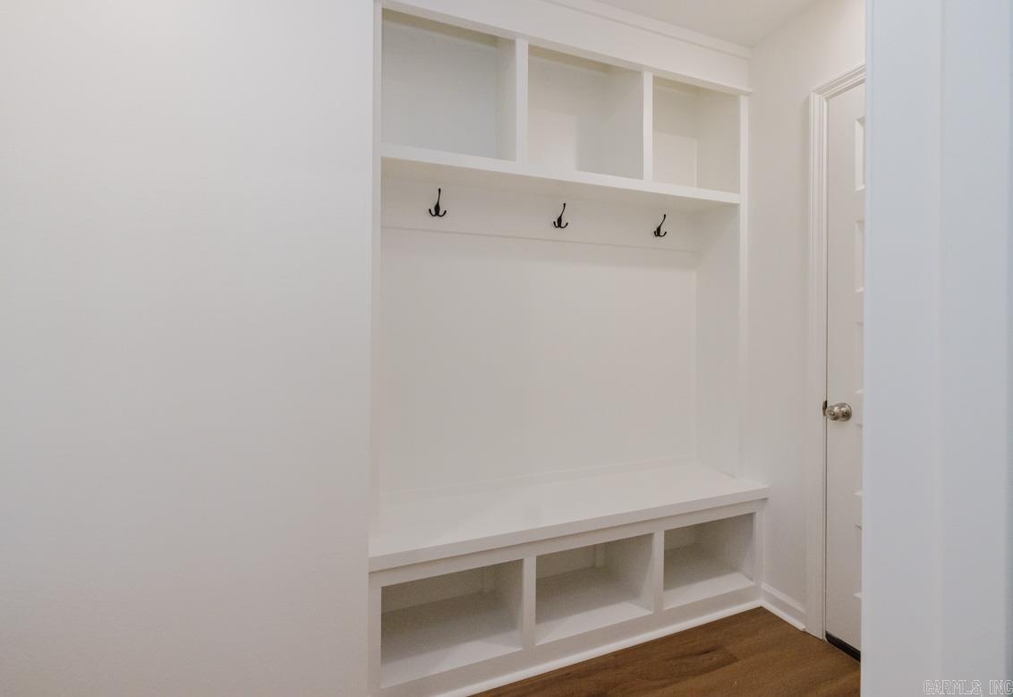 180 Kelton Street Hensley, AR 72065