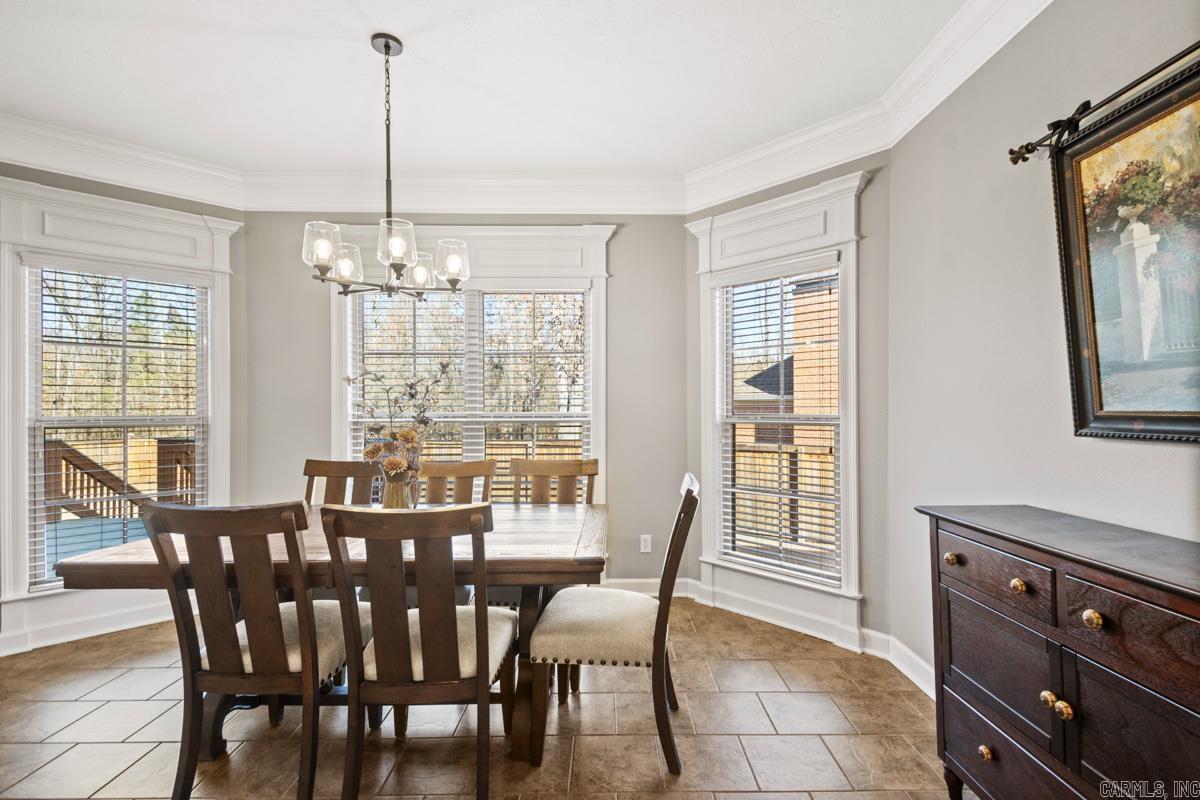 283 Lake Valley  Maumelle, AR